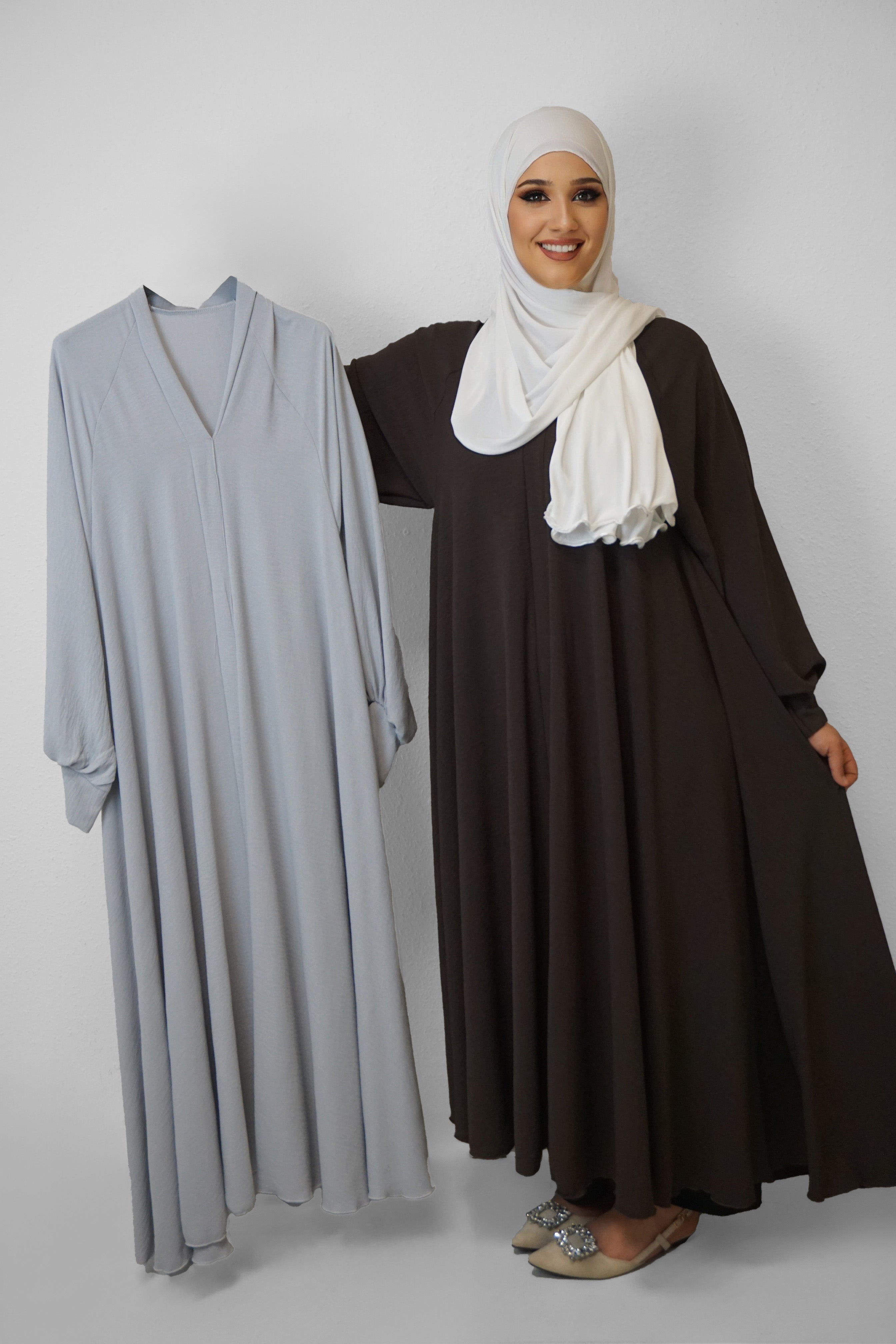 Abaya Aleja Hellgrau