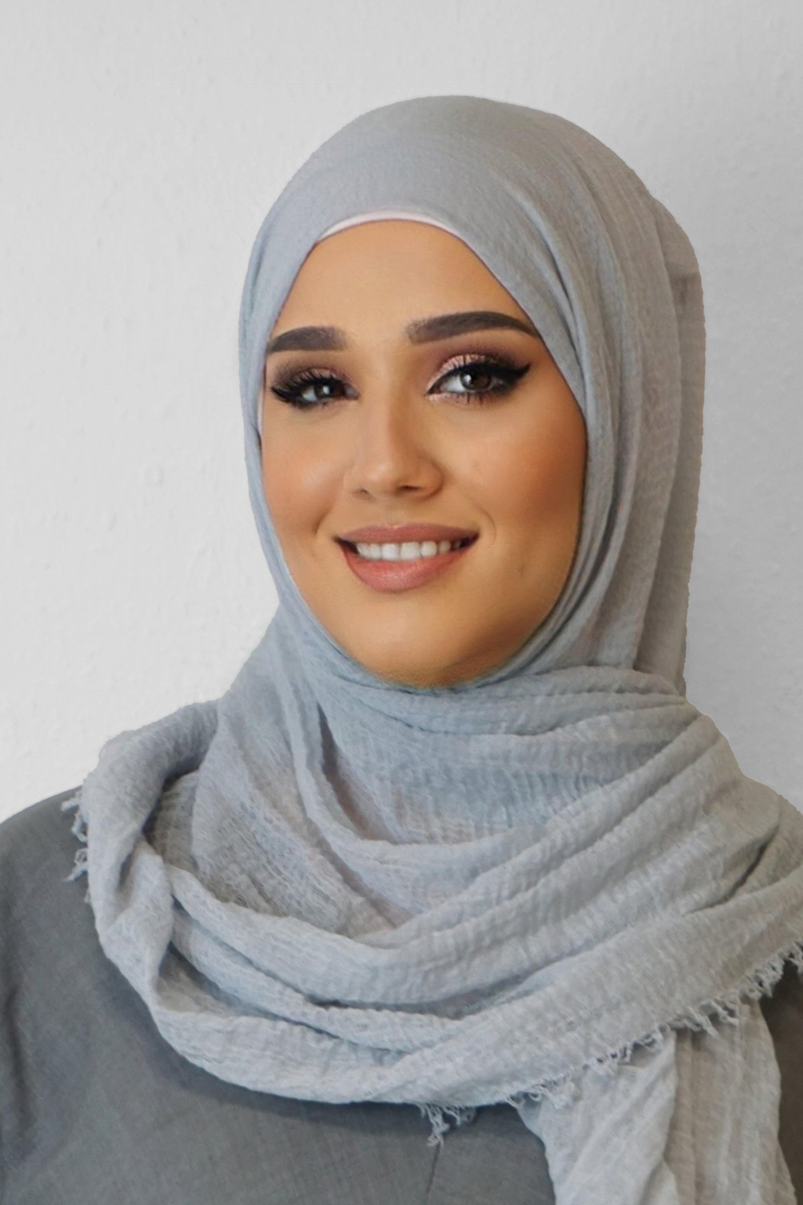 Daily Hijab Dalia Hellgrau