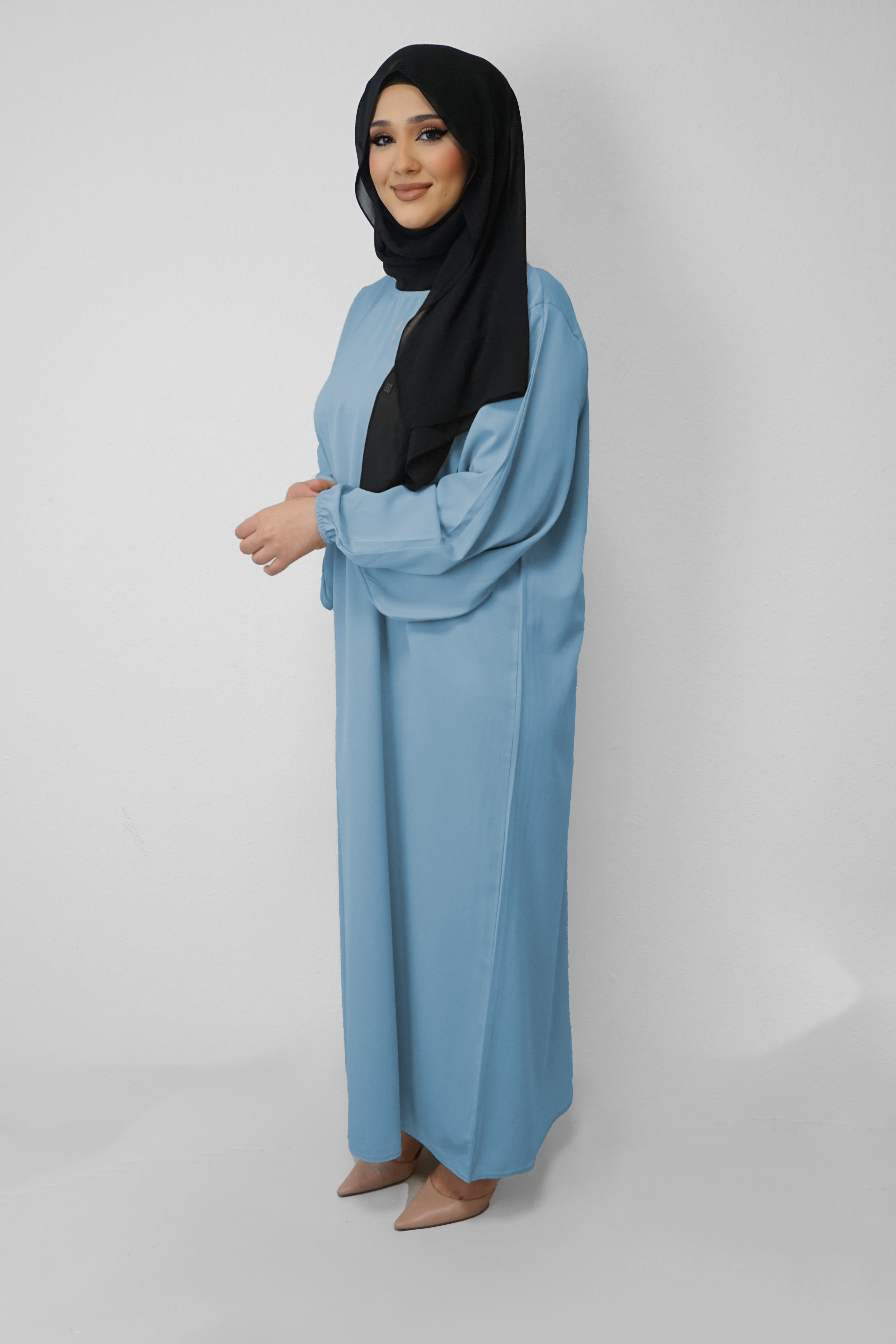 Abaya Amal Himmelblau