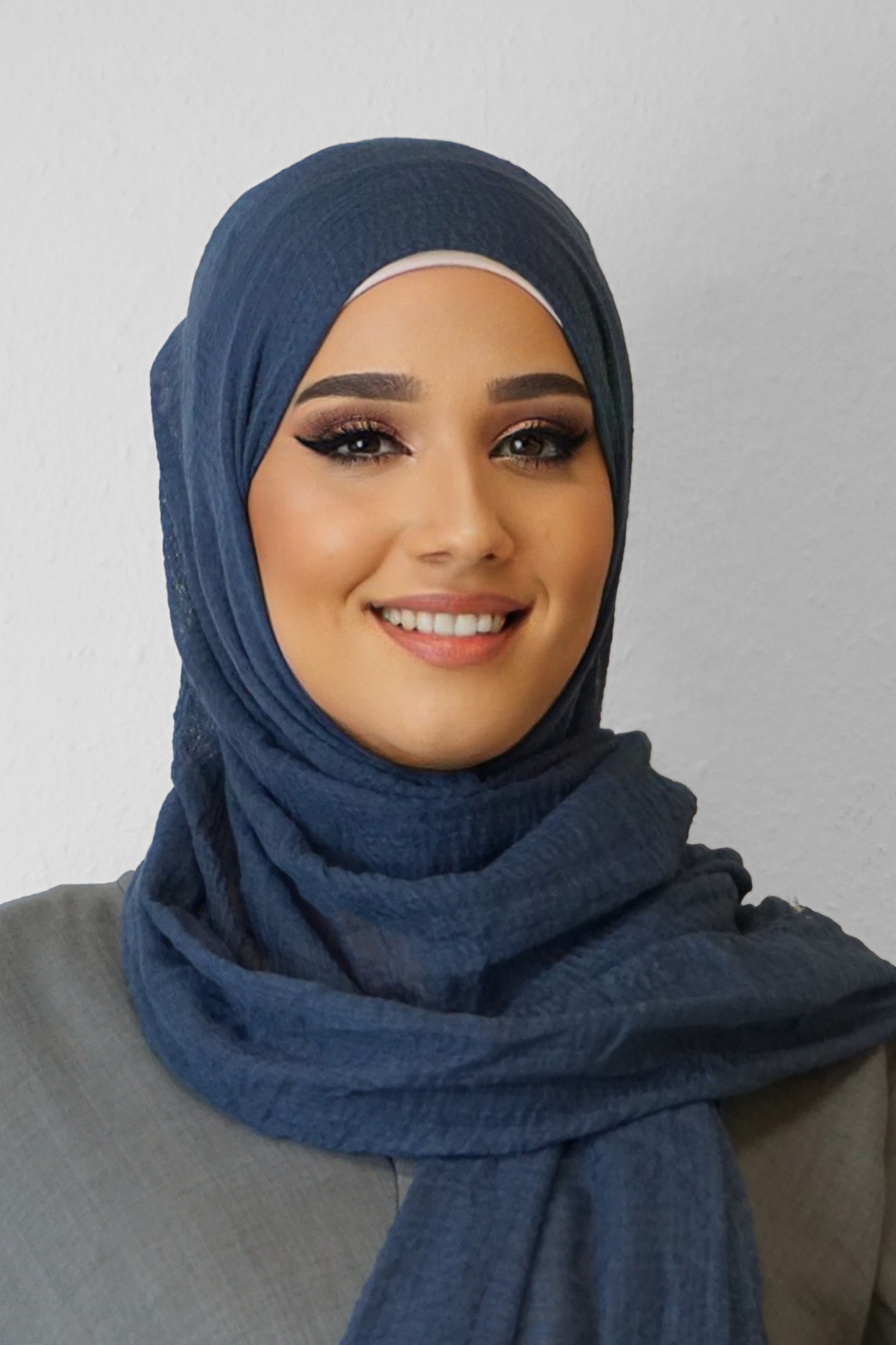 Daily Hijab Dalia Dunkelblau