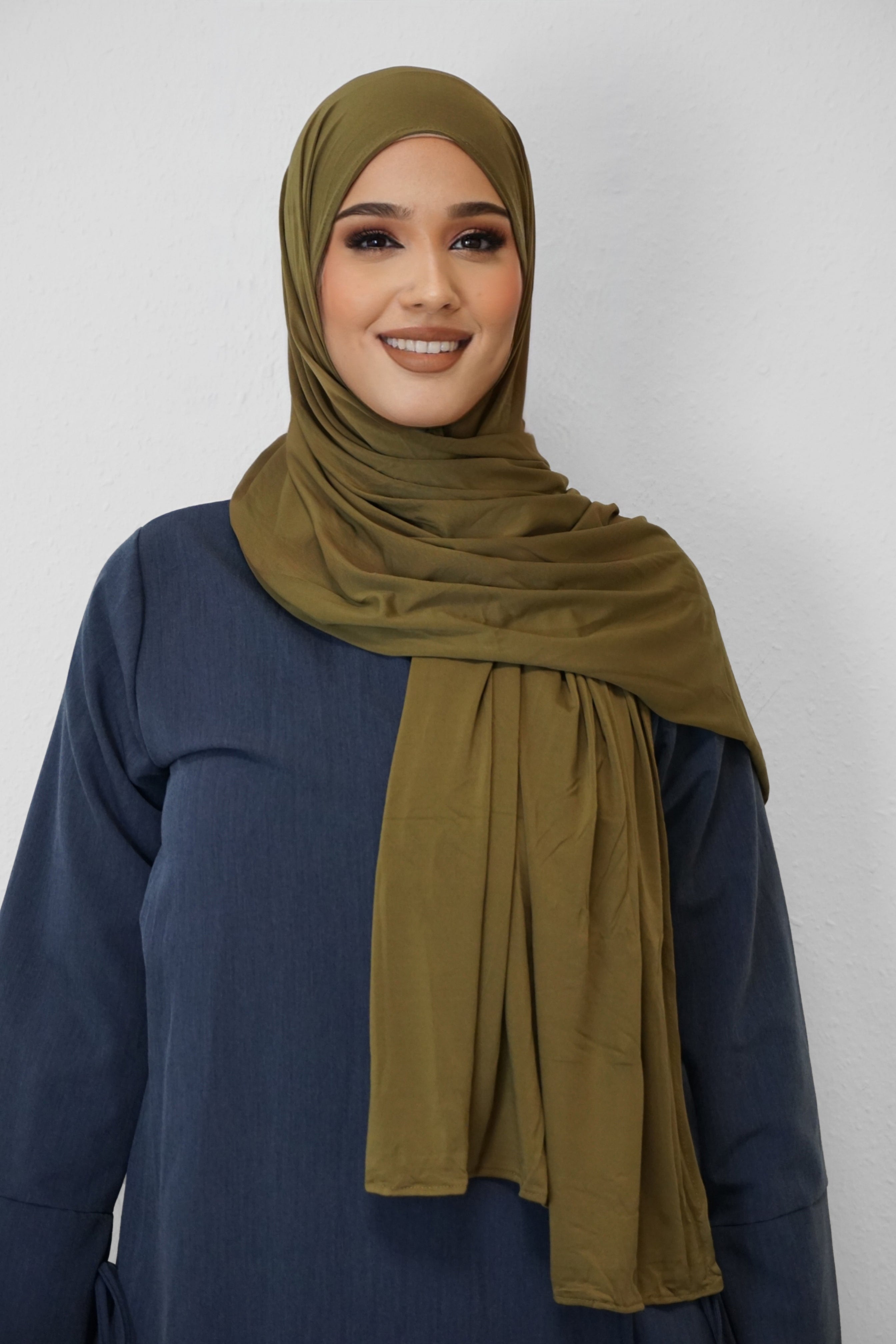 Premium Jersey Deluxe Hijab Moosgrün