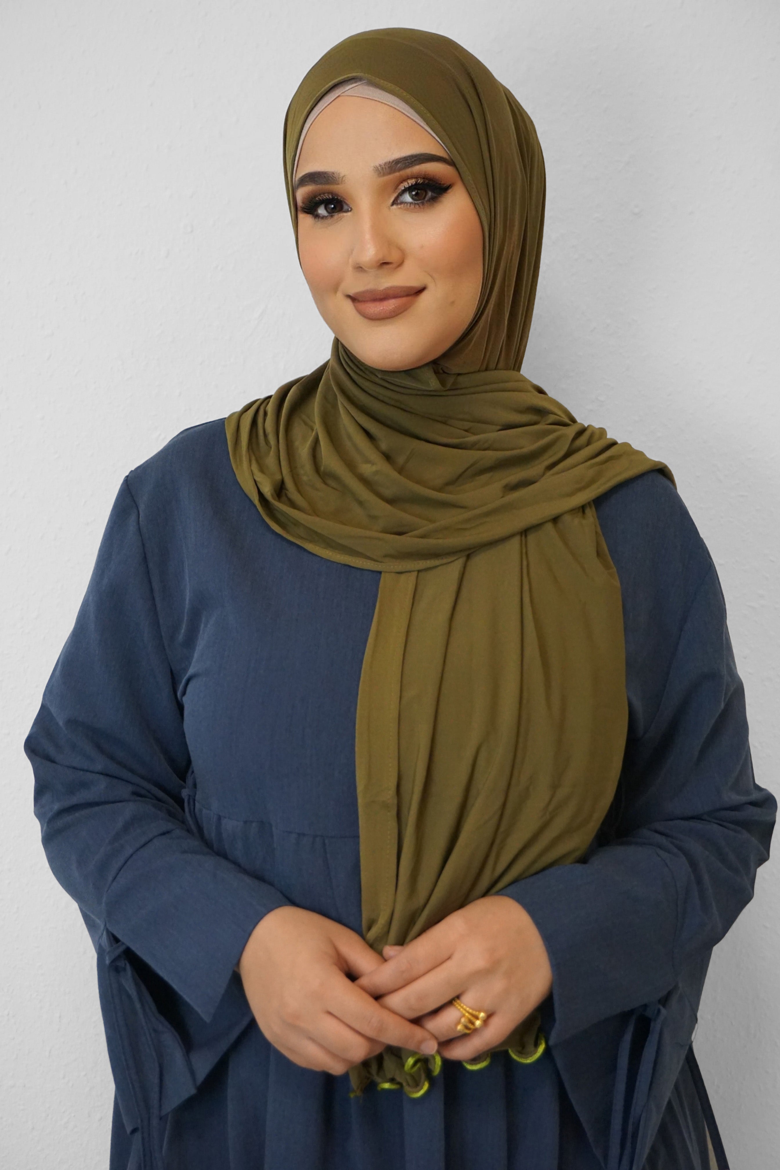 Premium Jersey Deluxe Wellenhijab Moosgrün