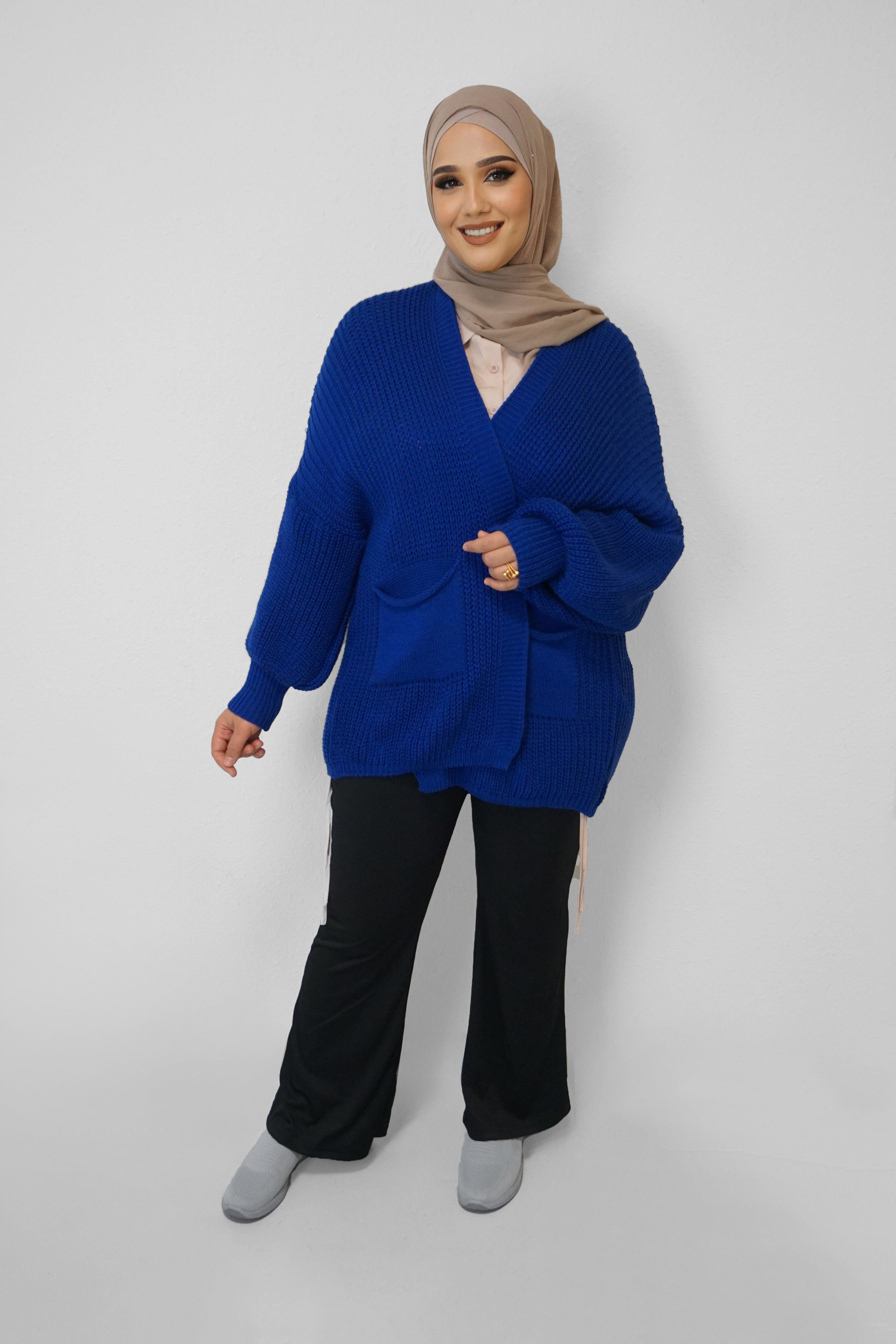 Grobstrick-Cardigan Mira Royalblau