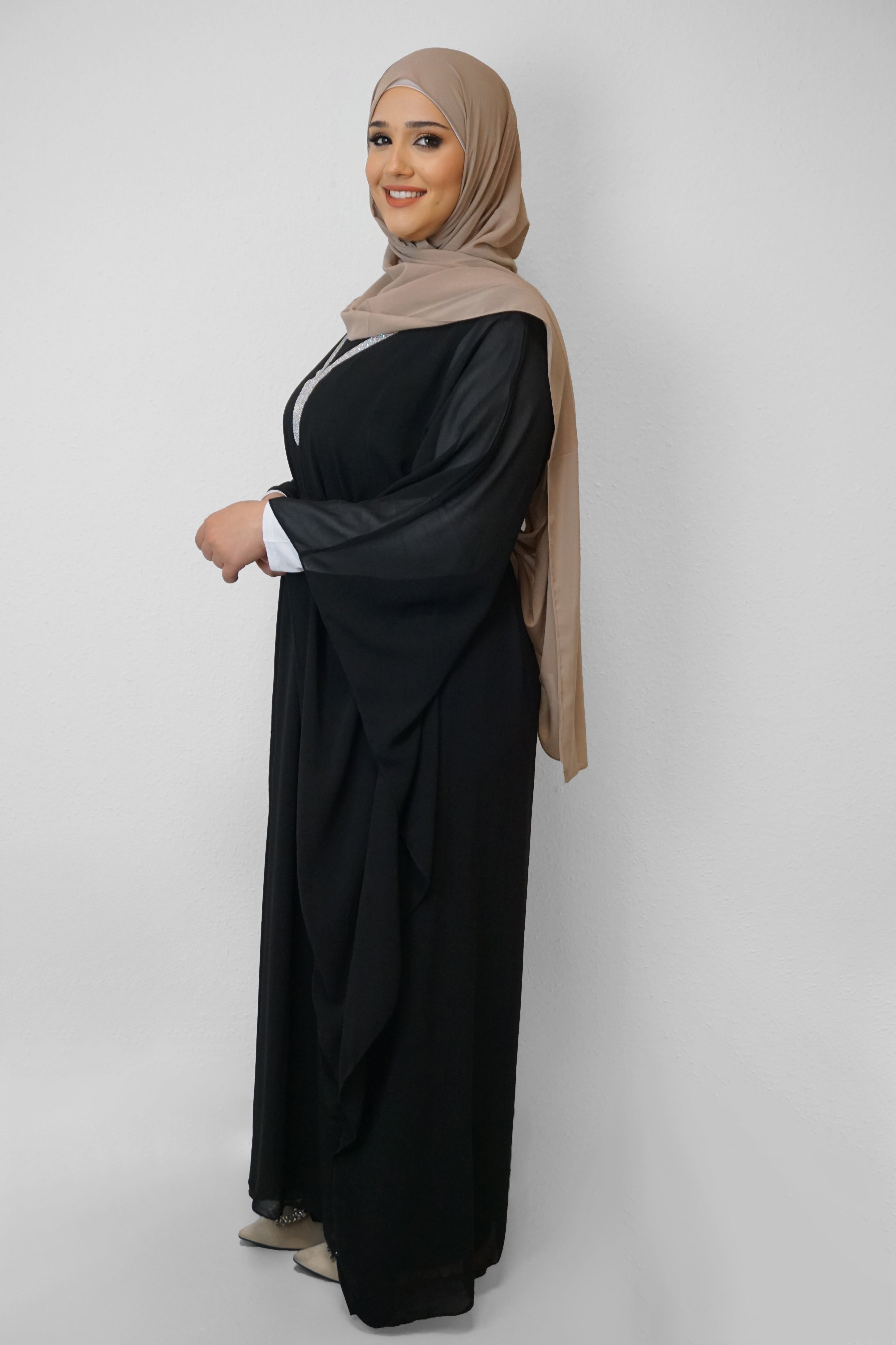 Abaya Delay Schwarz