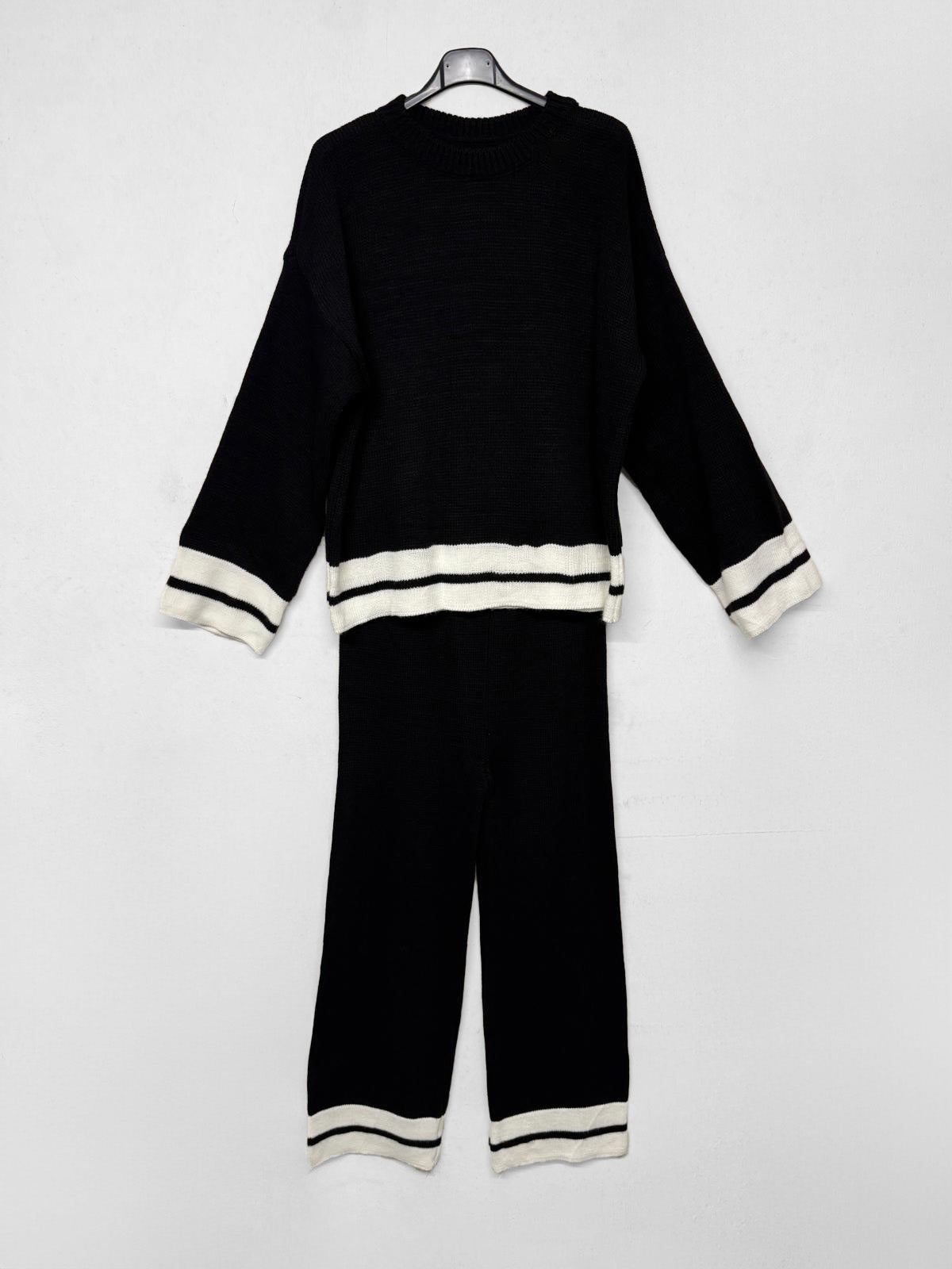 Strick Zwei-Teiler Hose Bunga Schwarz