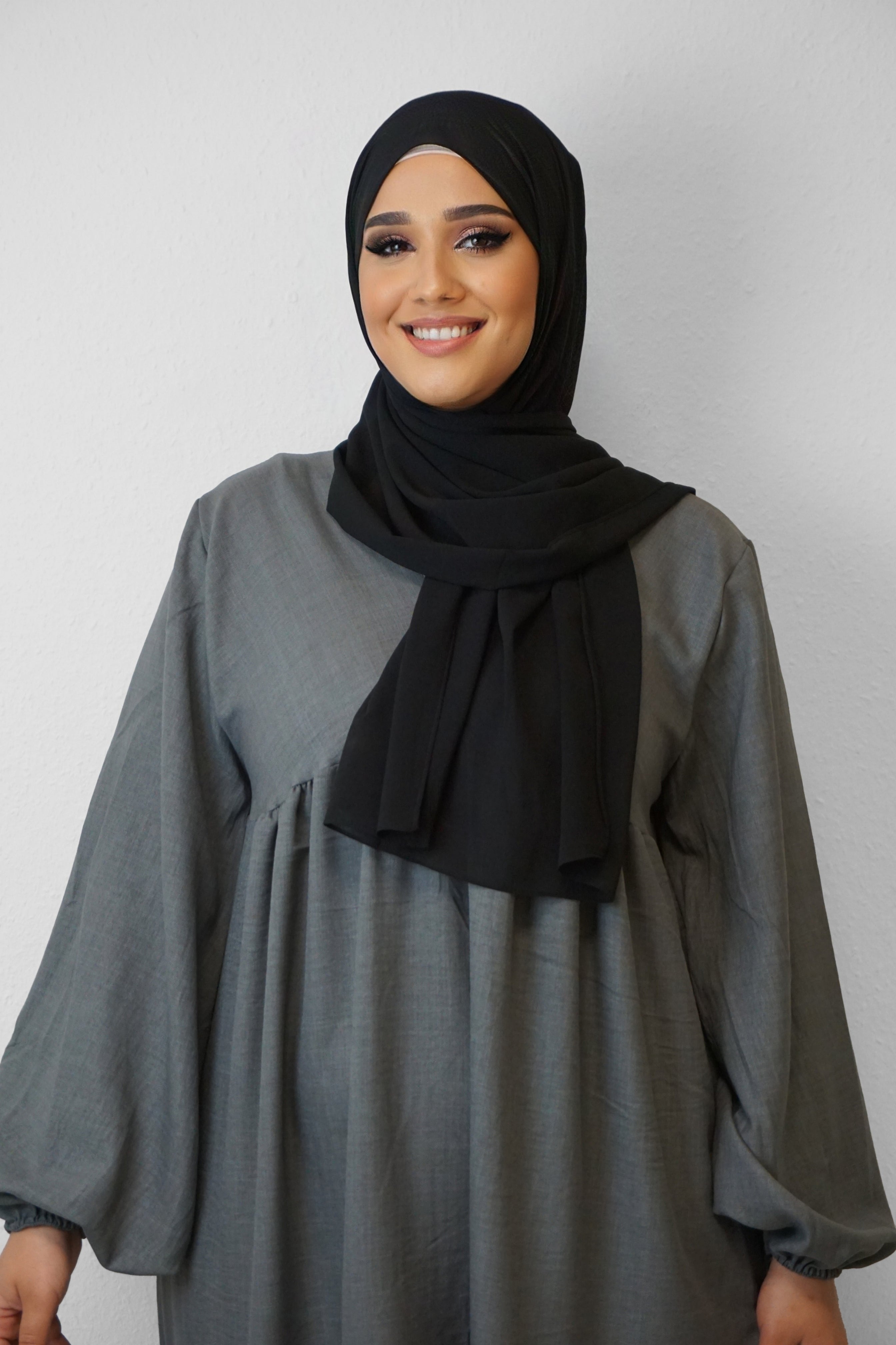 Chiffon Hijab Maira Schwarz