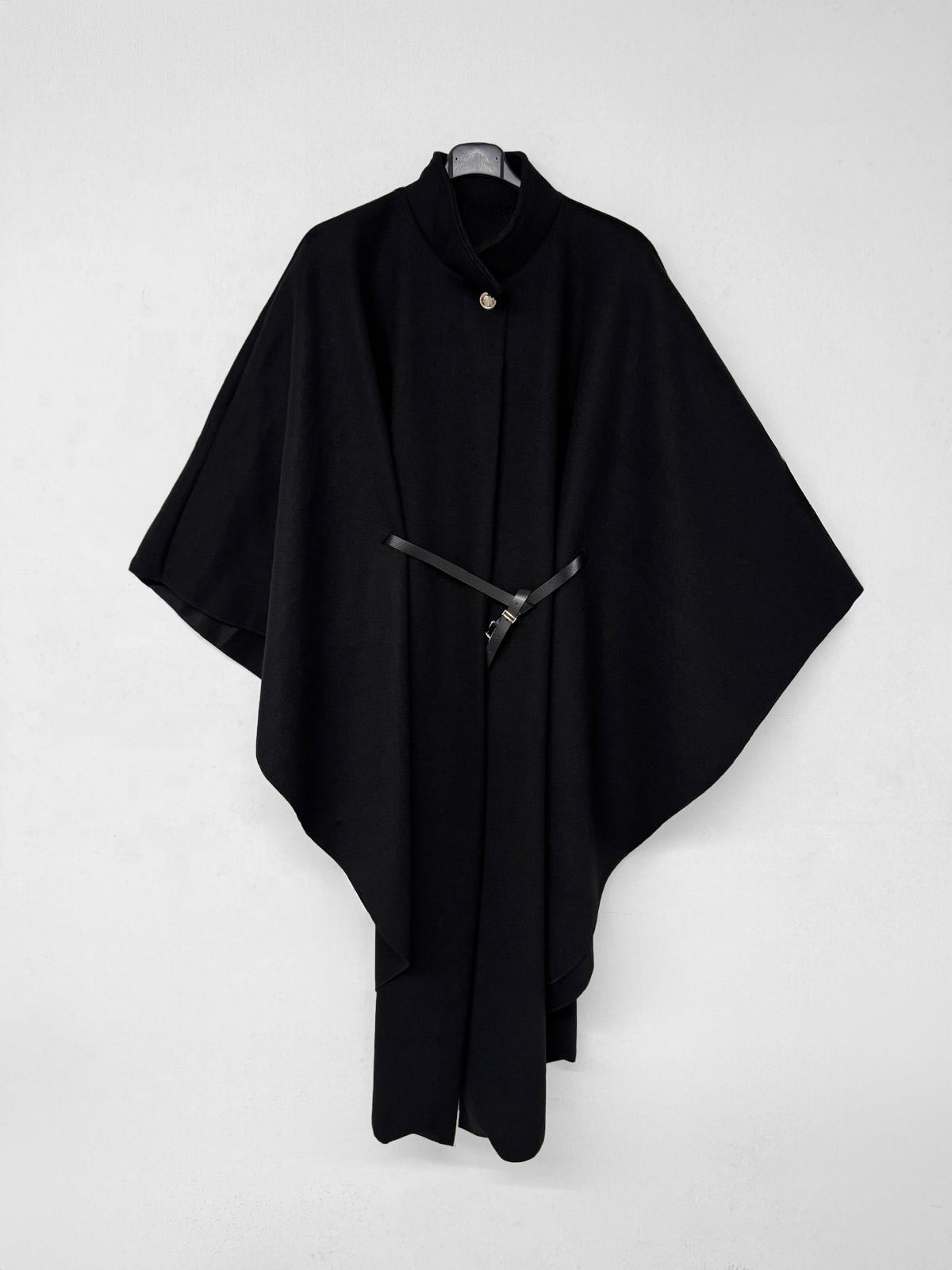 Poncho Fayola Schwarz