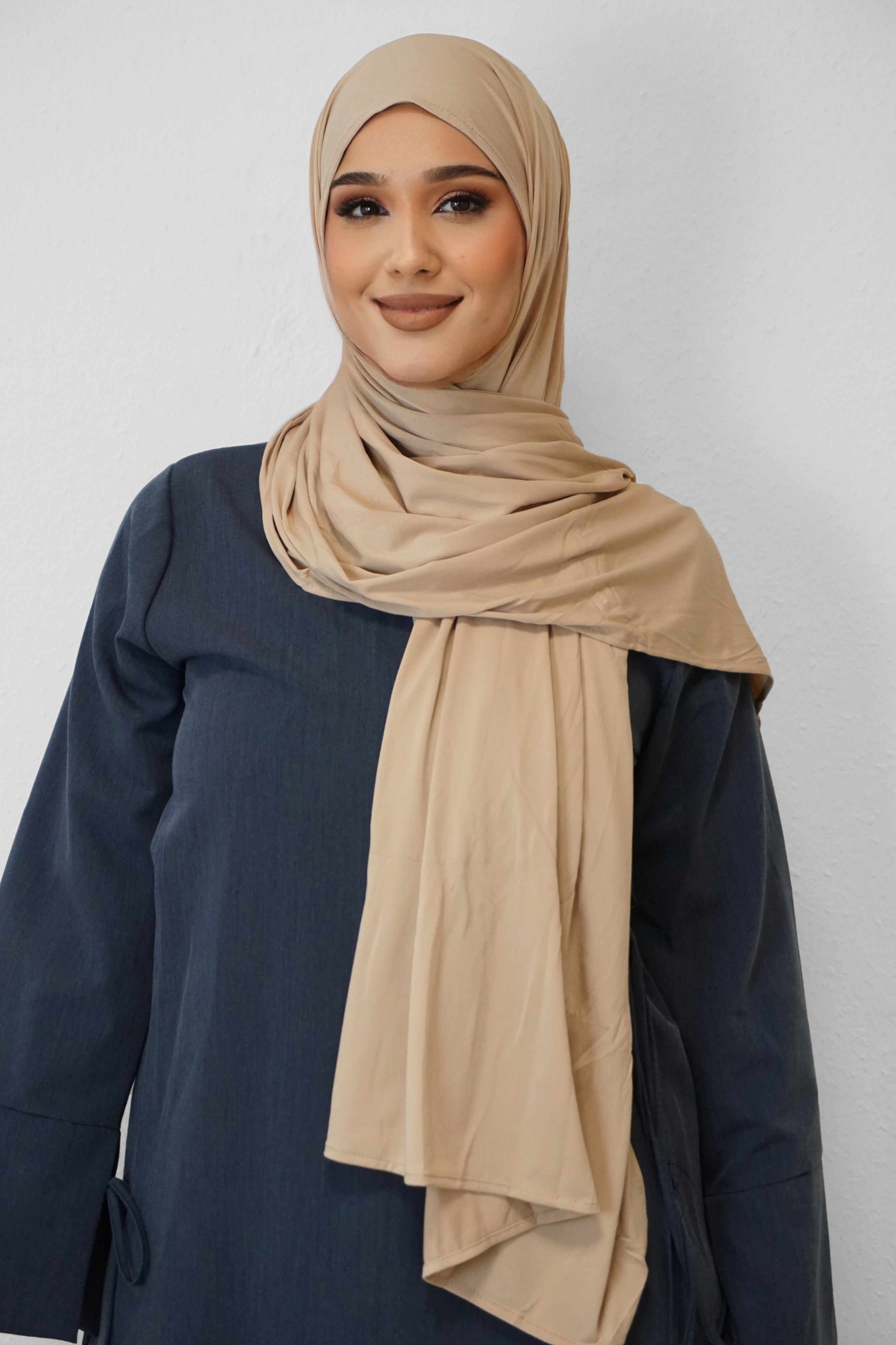 Premium Jersey Deluxe Hijab Taupe