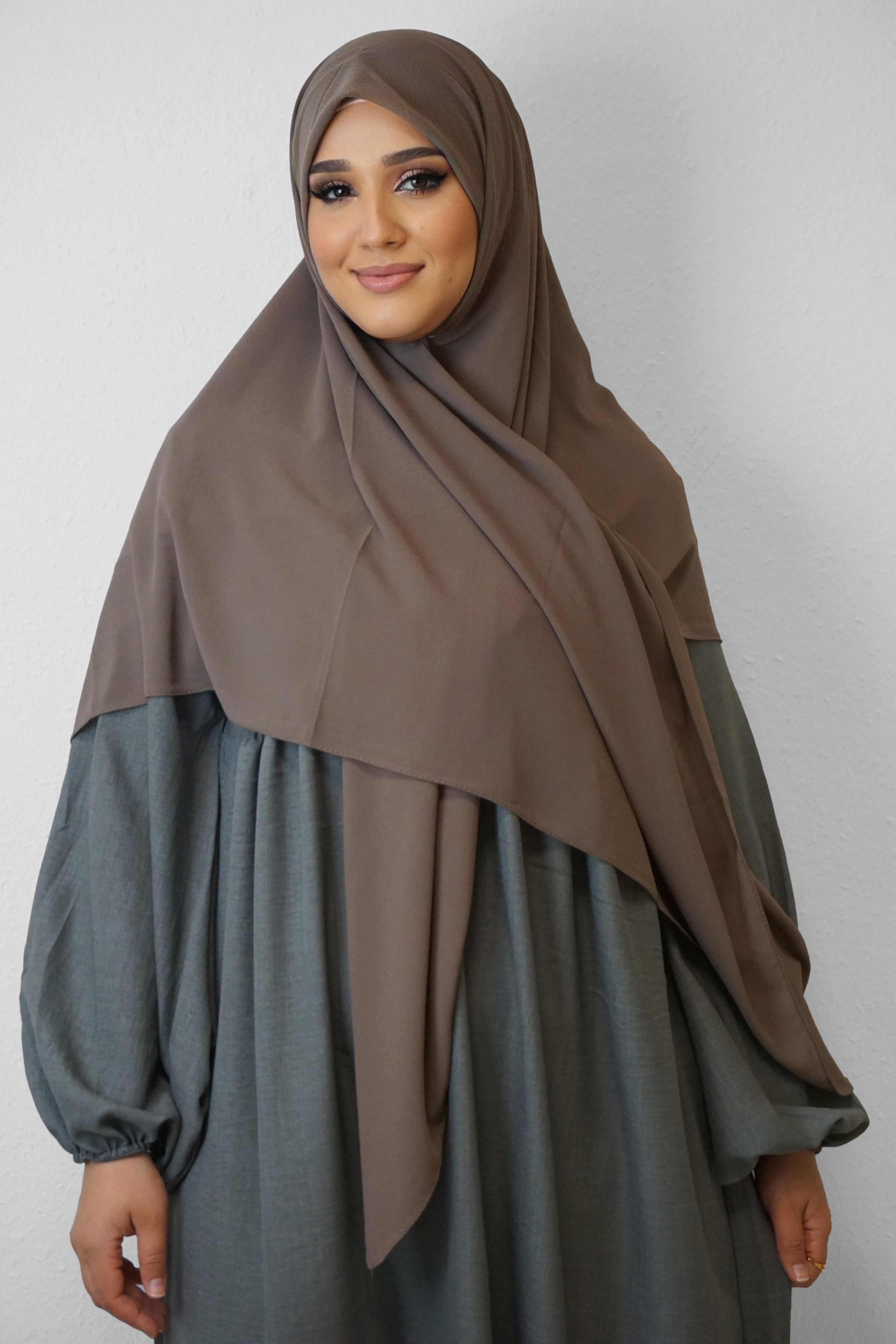 XL Chiffon Quadrat Hijab Dark Taupe