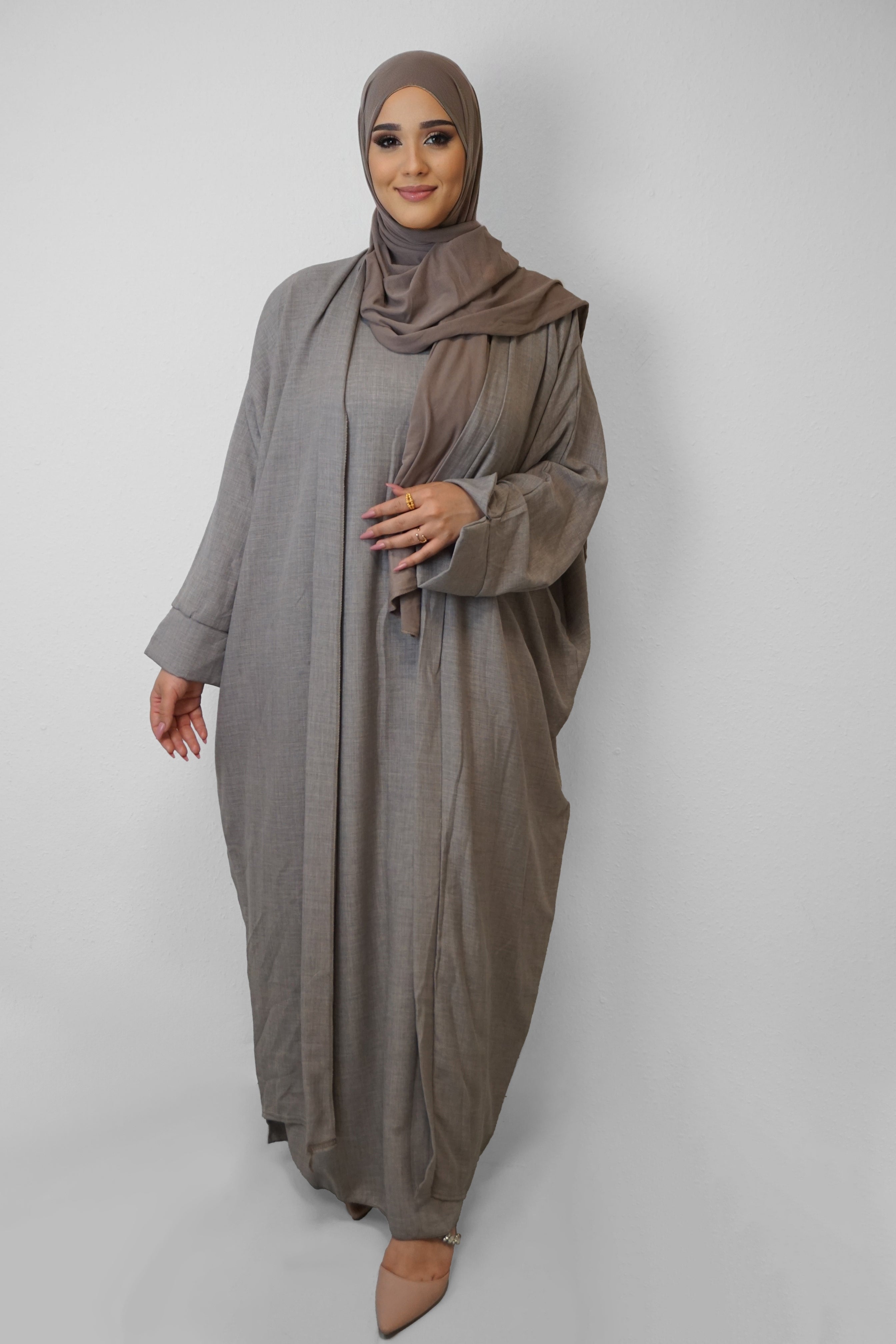 Zwei-Teiler Abaya Nasira Taupe