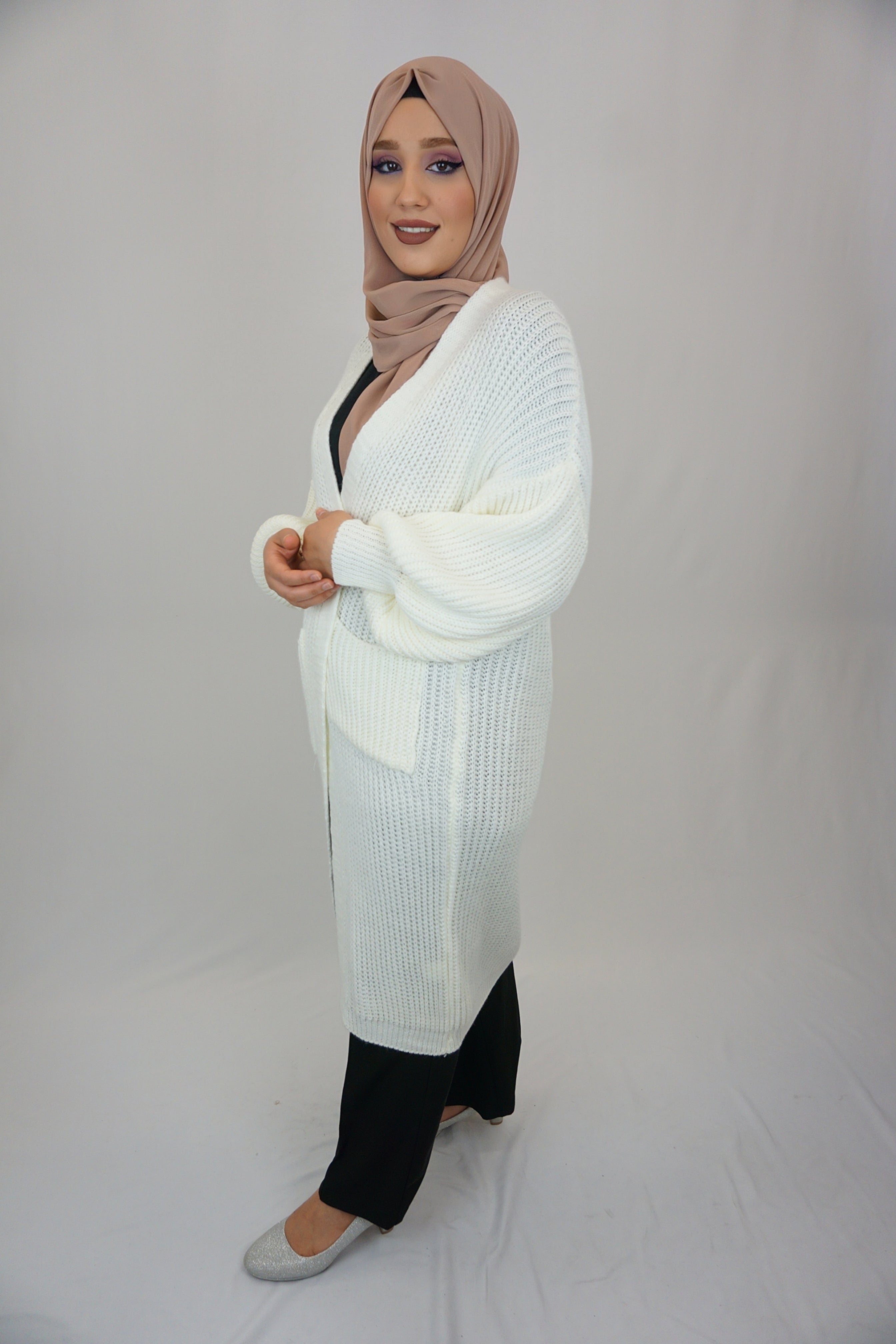 Maxi Cardigan Mahnoor Weiß