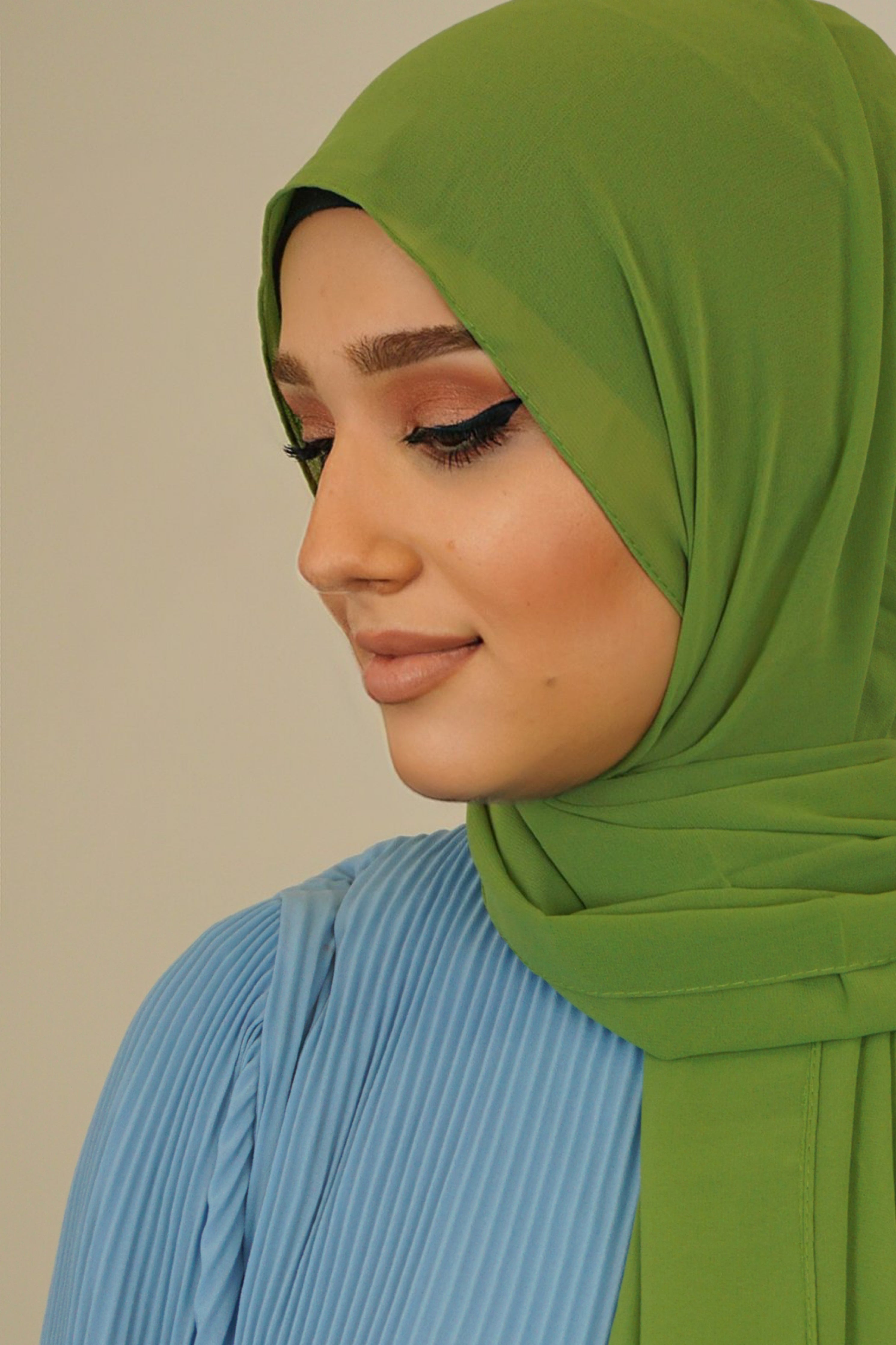 Chiffon Hijab Maira Hellgrün