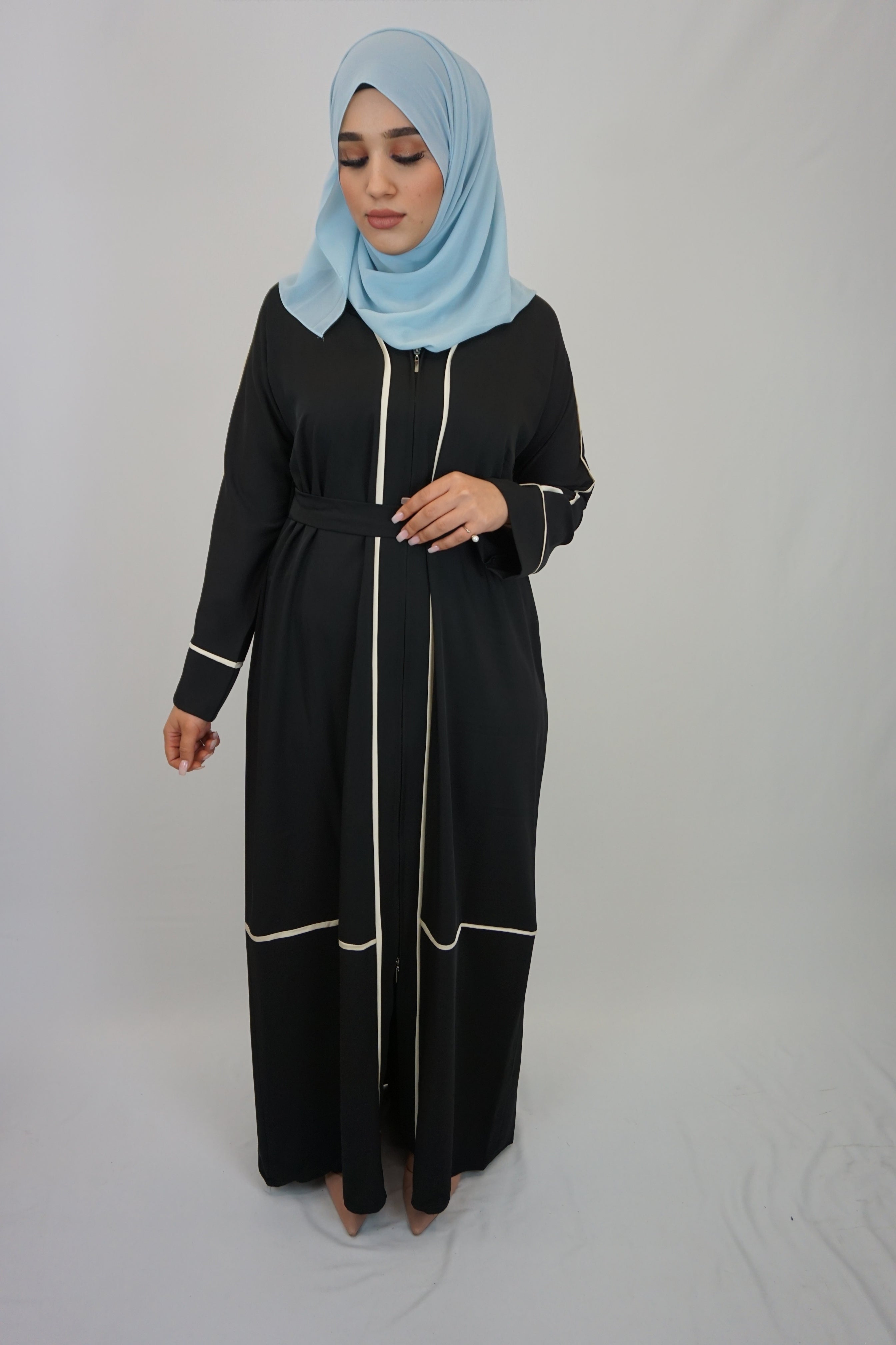 Abaya Sakina Schwarz