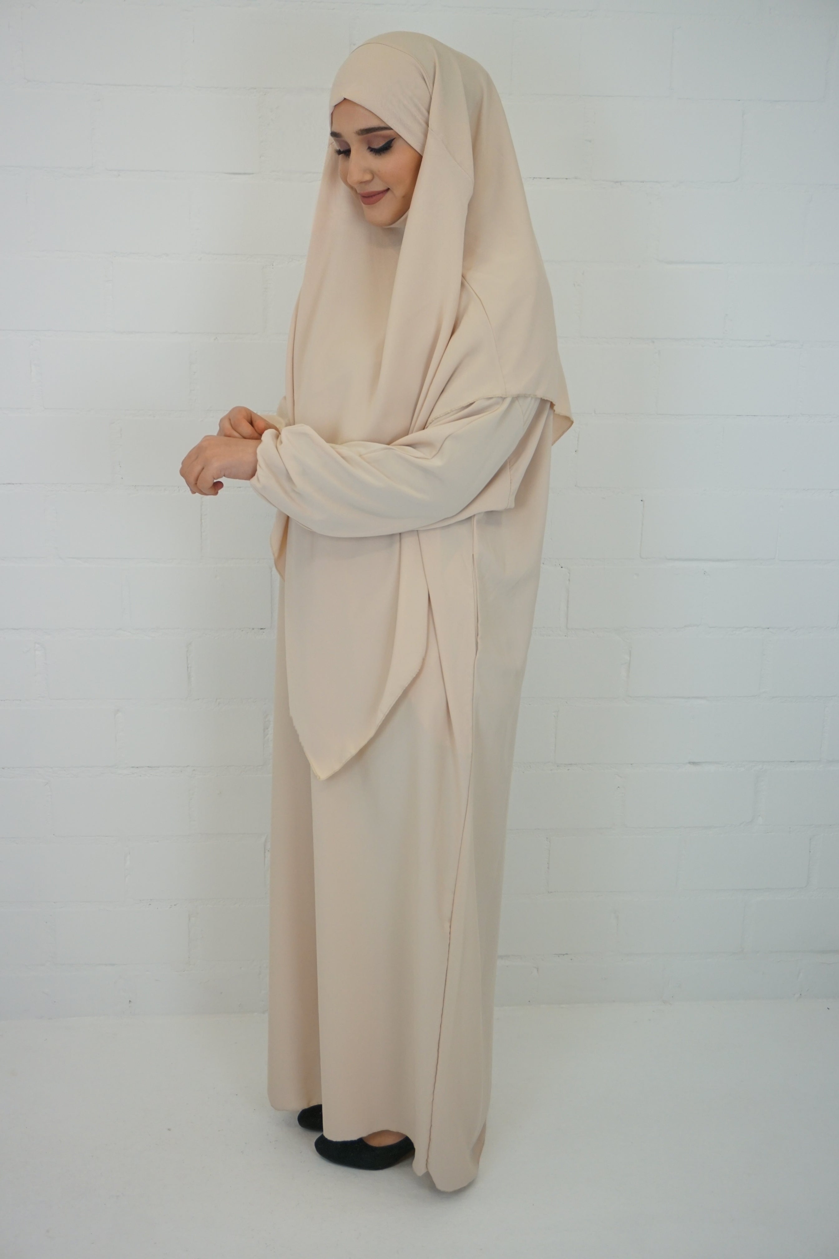 Khimar-Abaya Beige