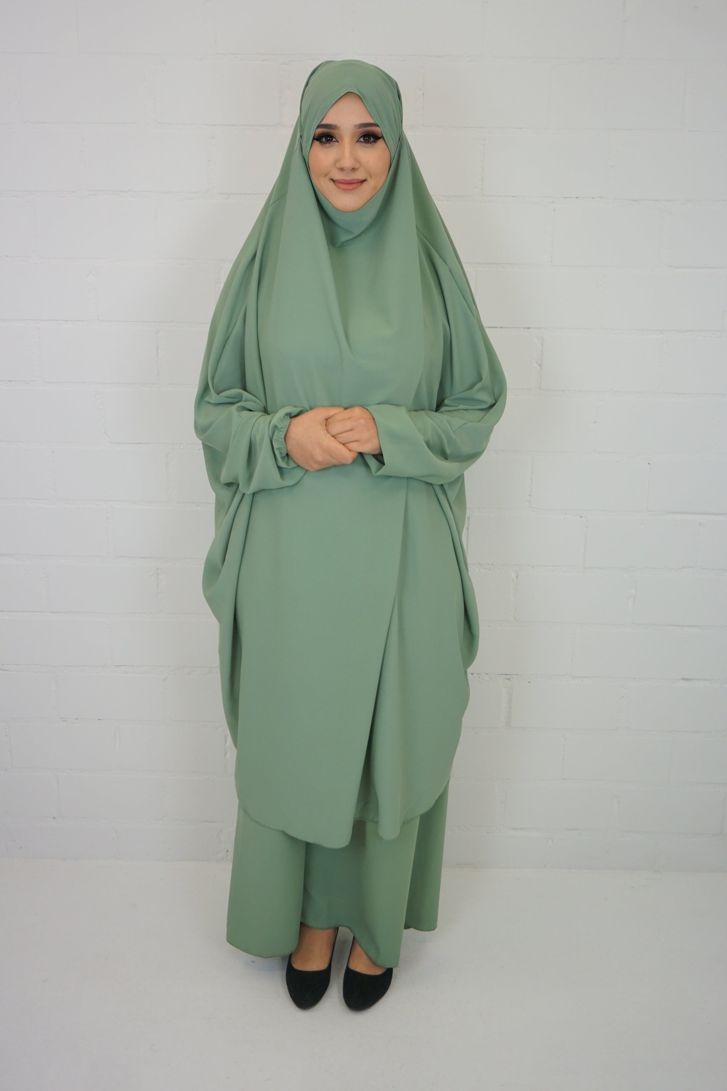 anissa hijab fashion