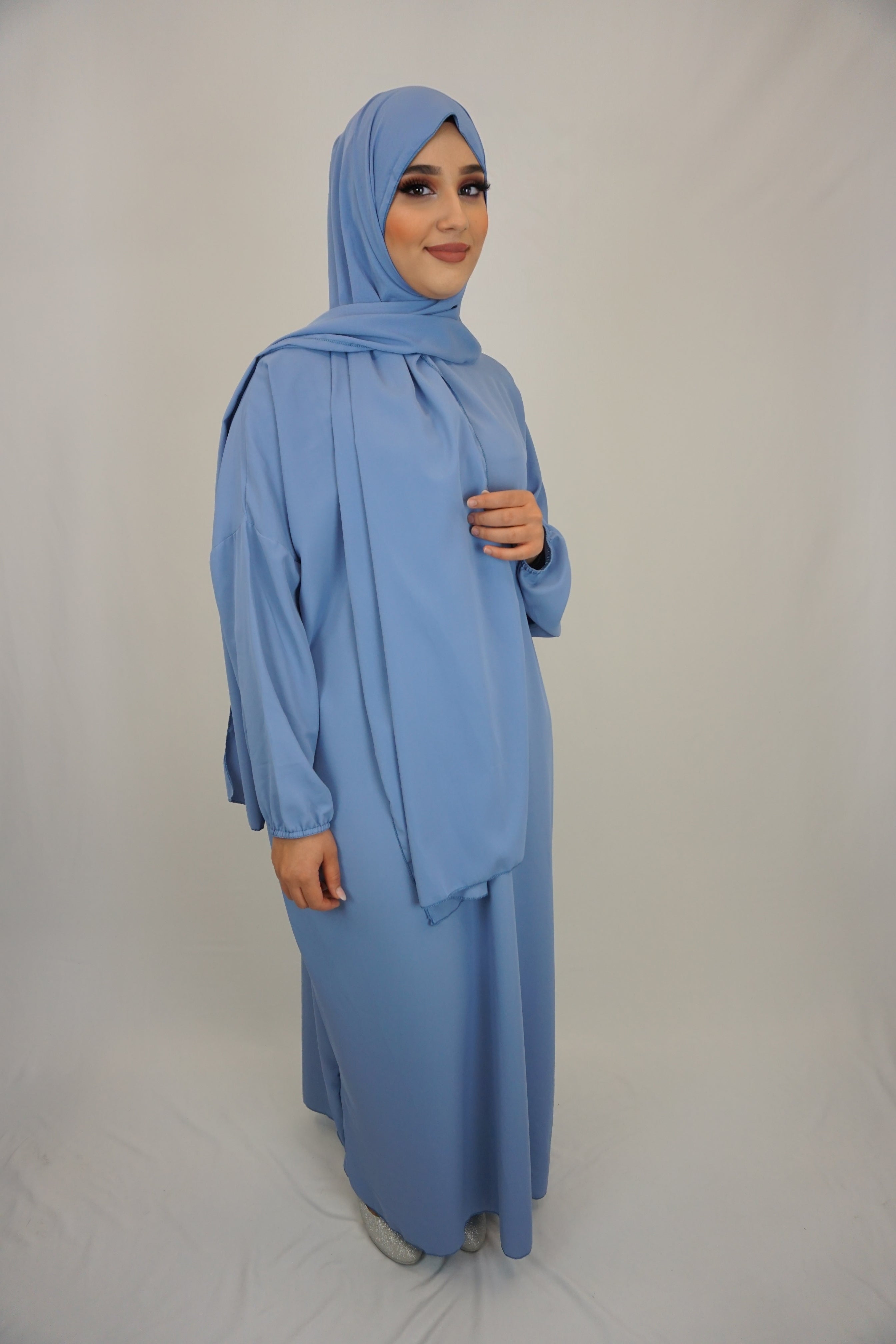 Hijab-Abaya Himmelblau