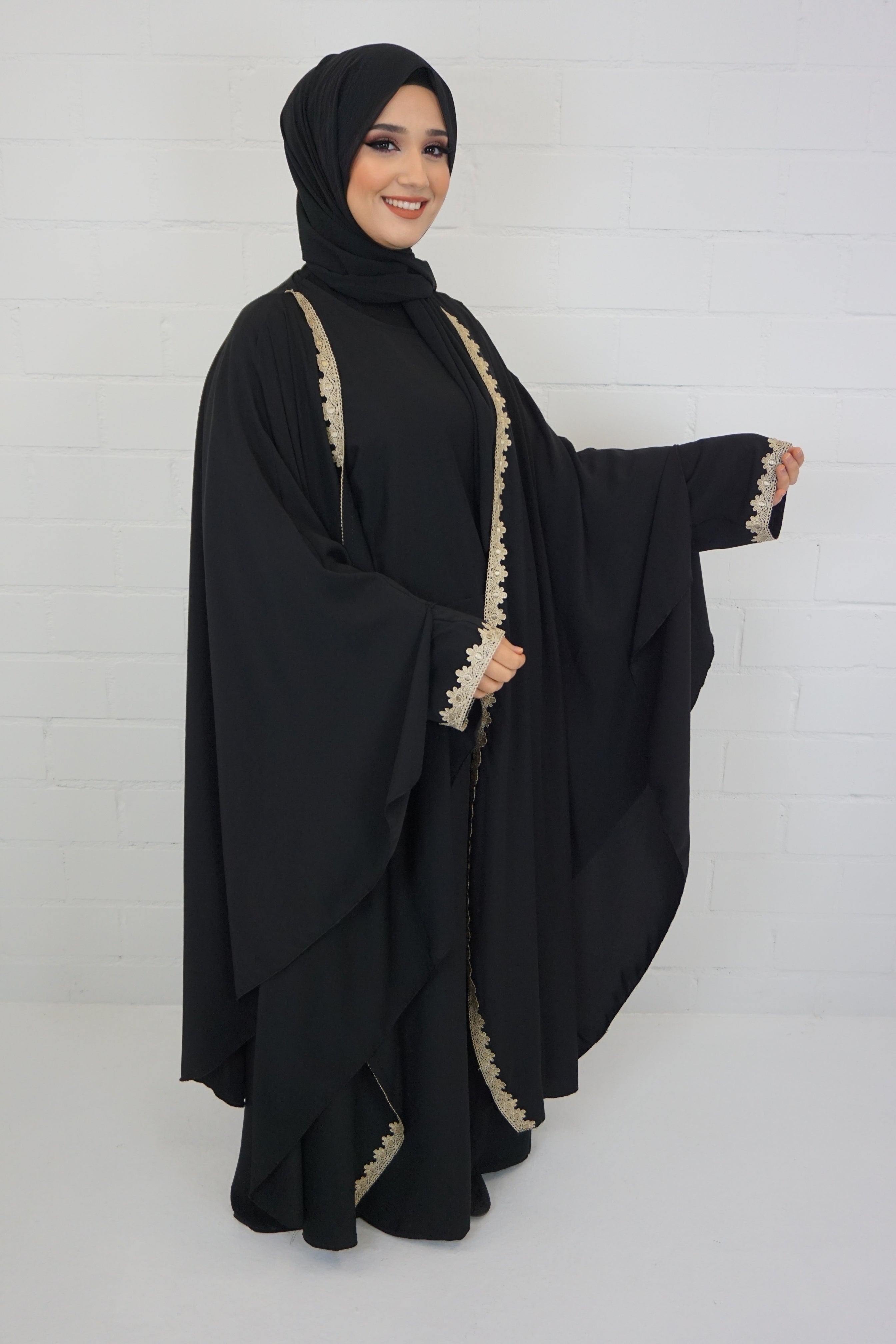 Abaya Roya Schwarz