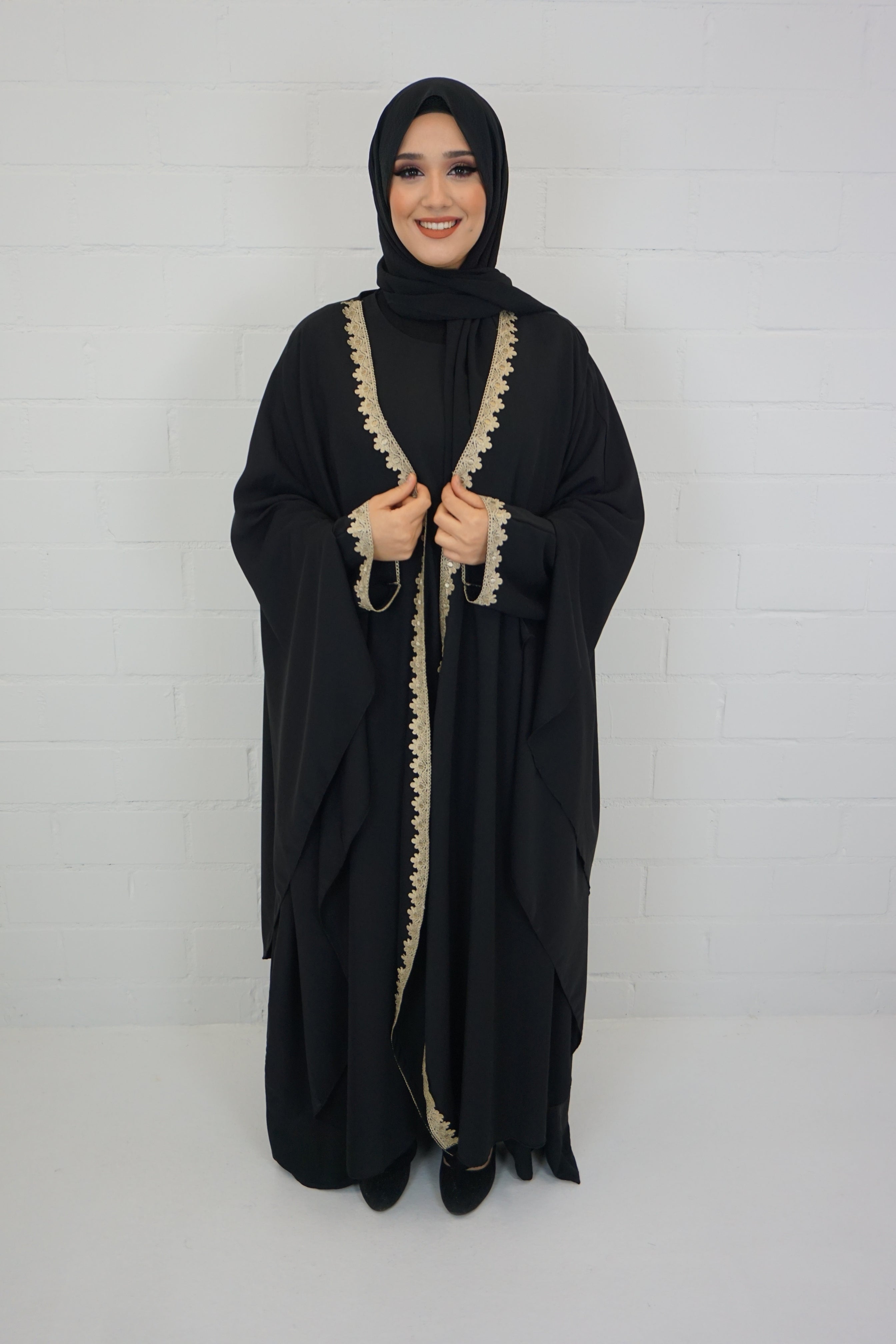 Abaya Roya Schwarz