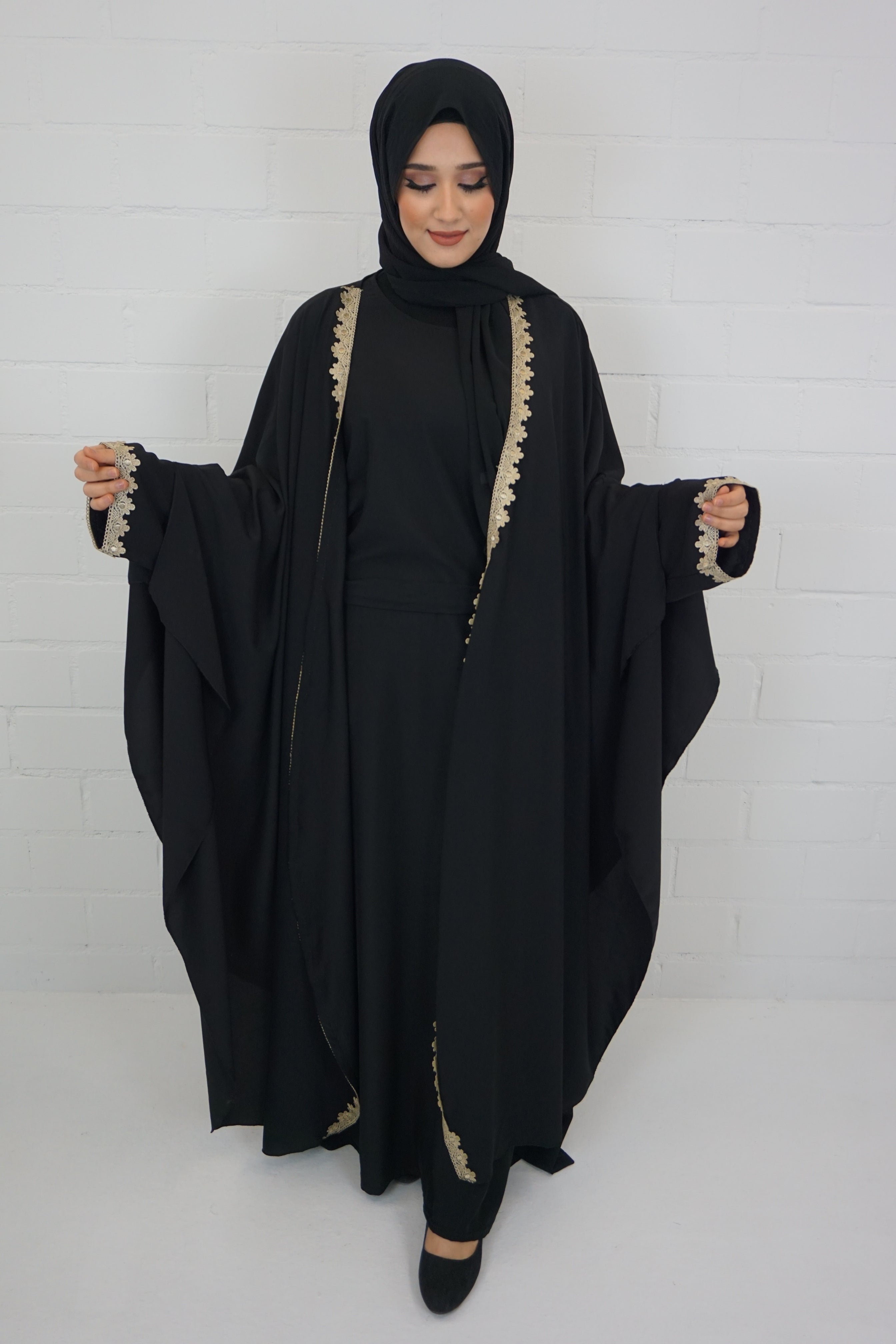 Abaya Roya Schwarz