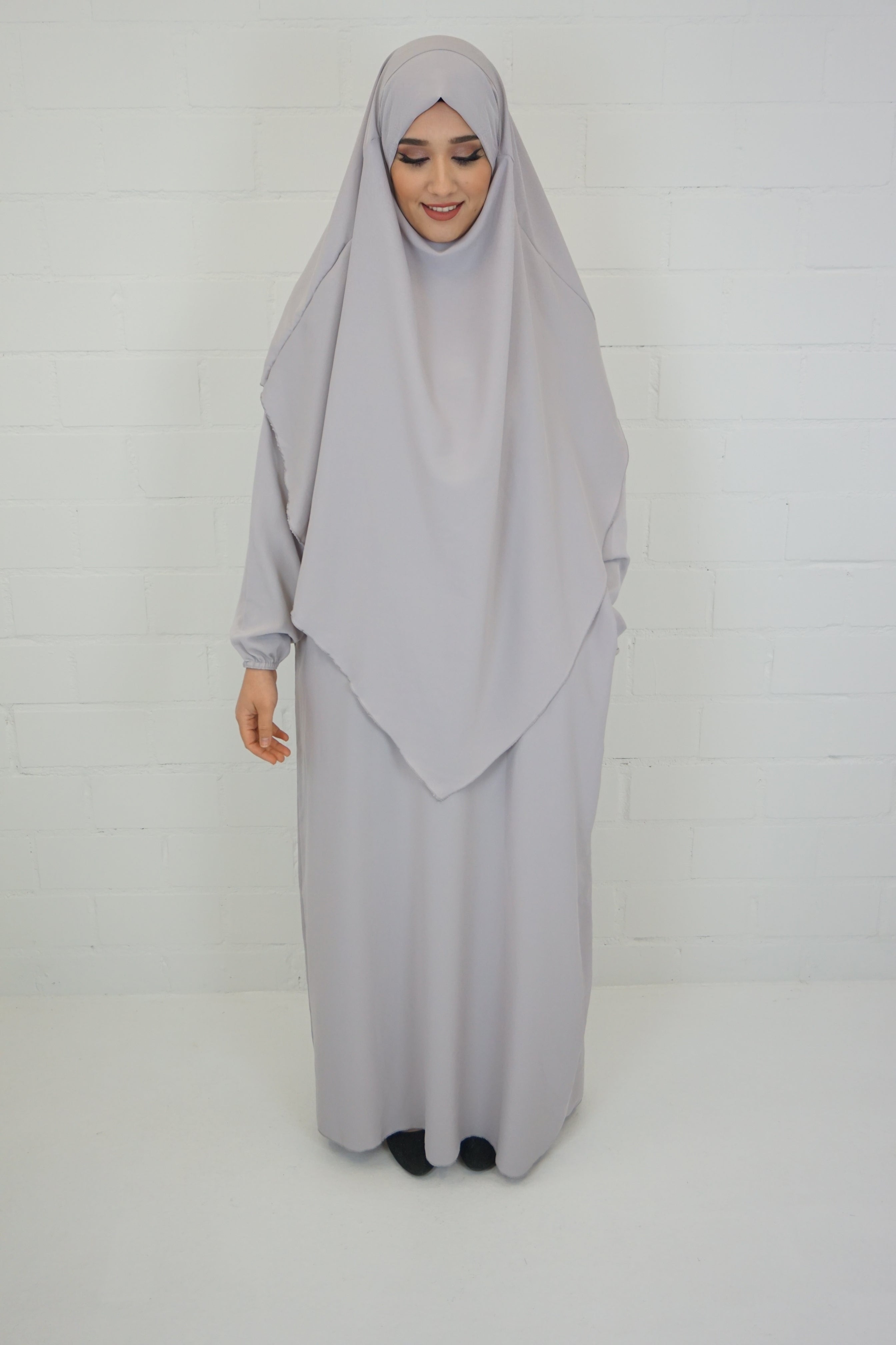 Khimar-Abaya Hellgrau