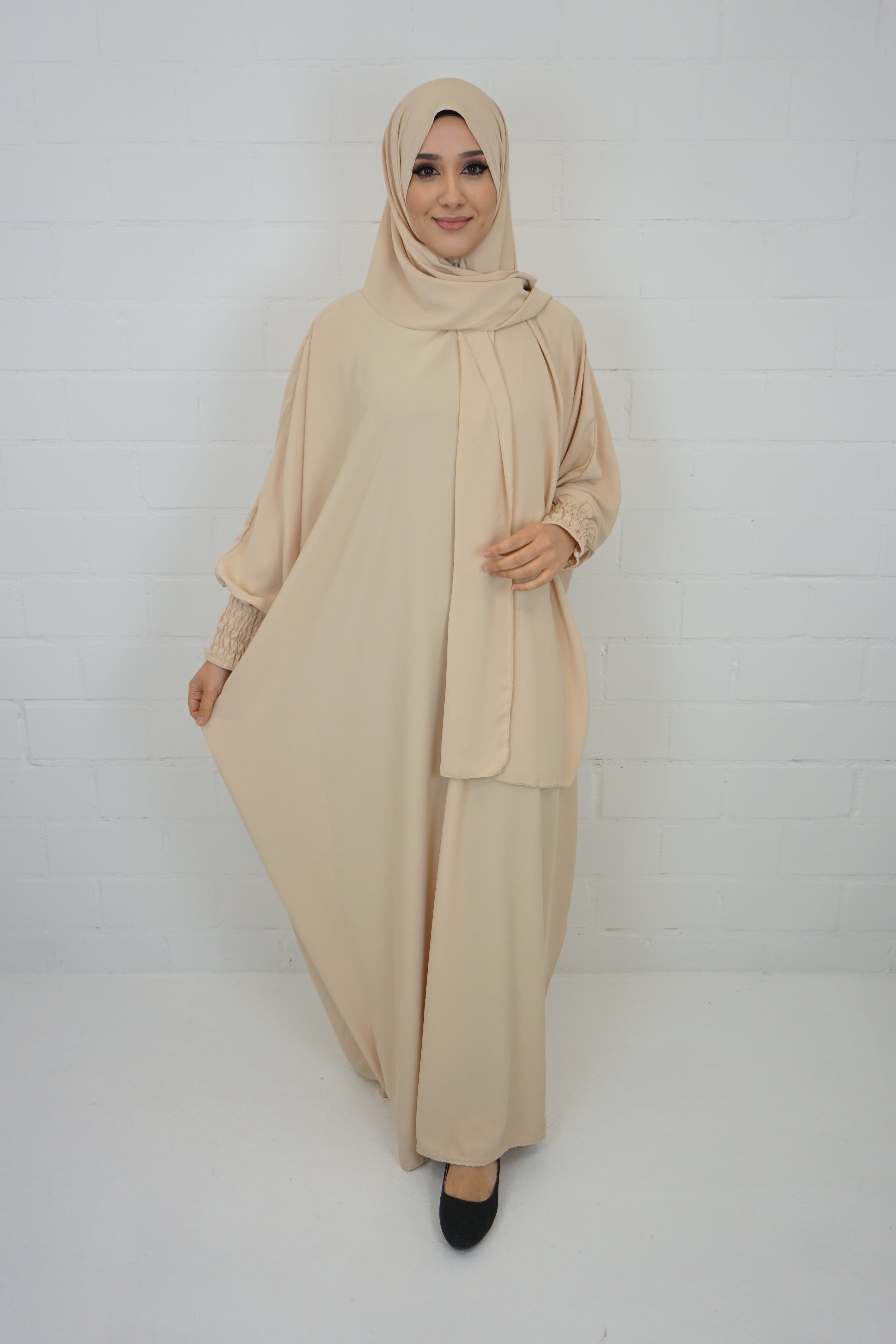 Hijab-Abaya 2 Beige