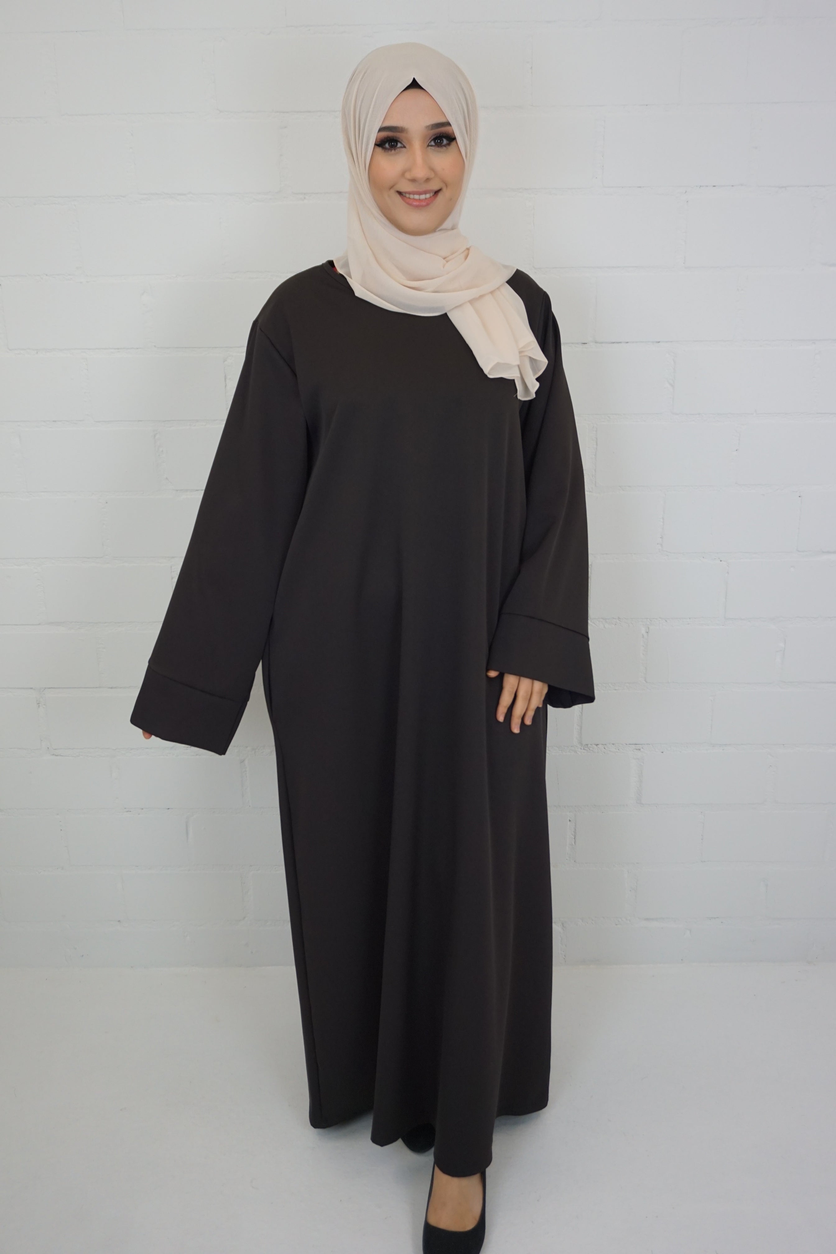 Abaya Amara Schwarz