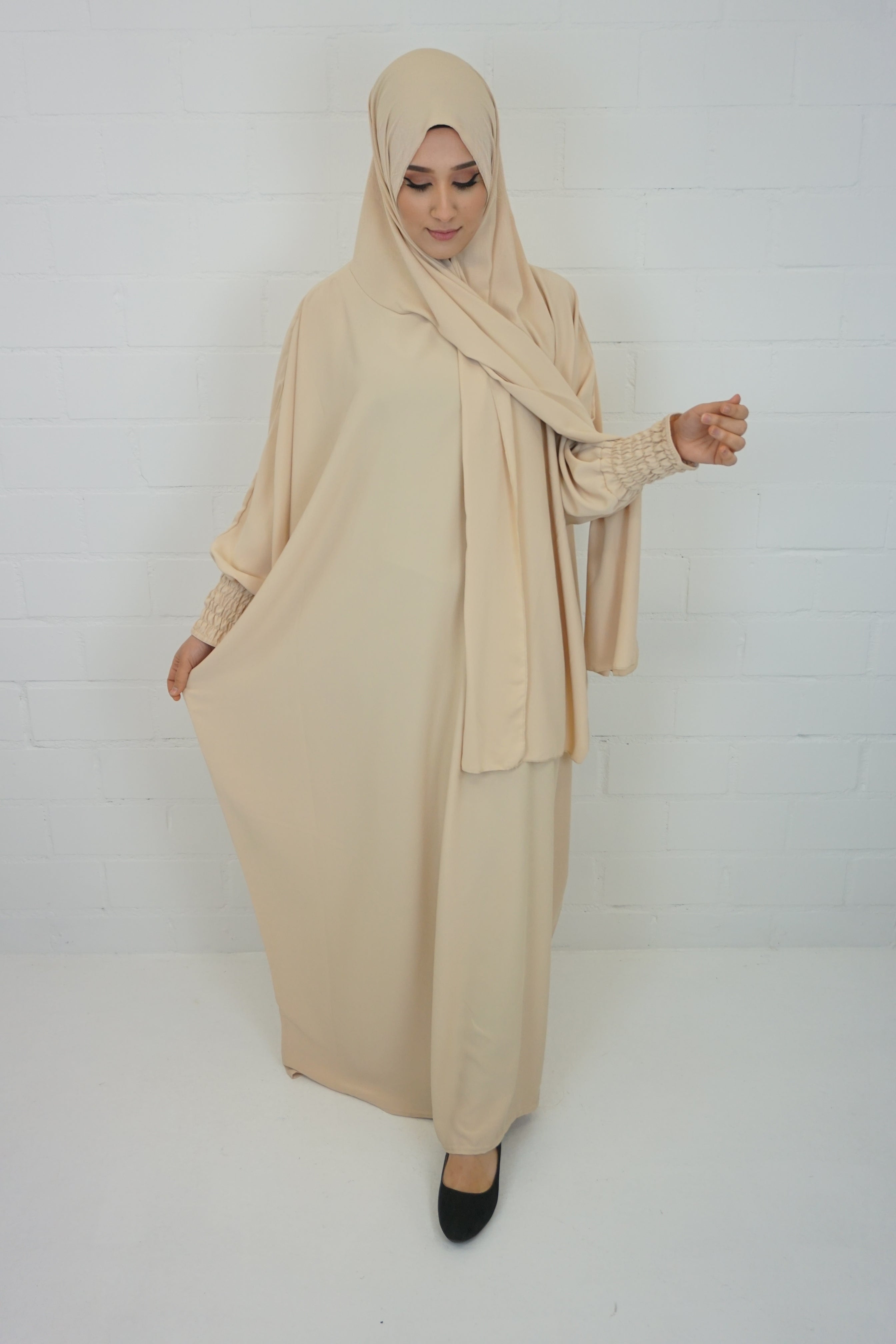 Hijab-Abaya 2 Beige