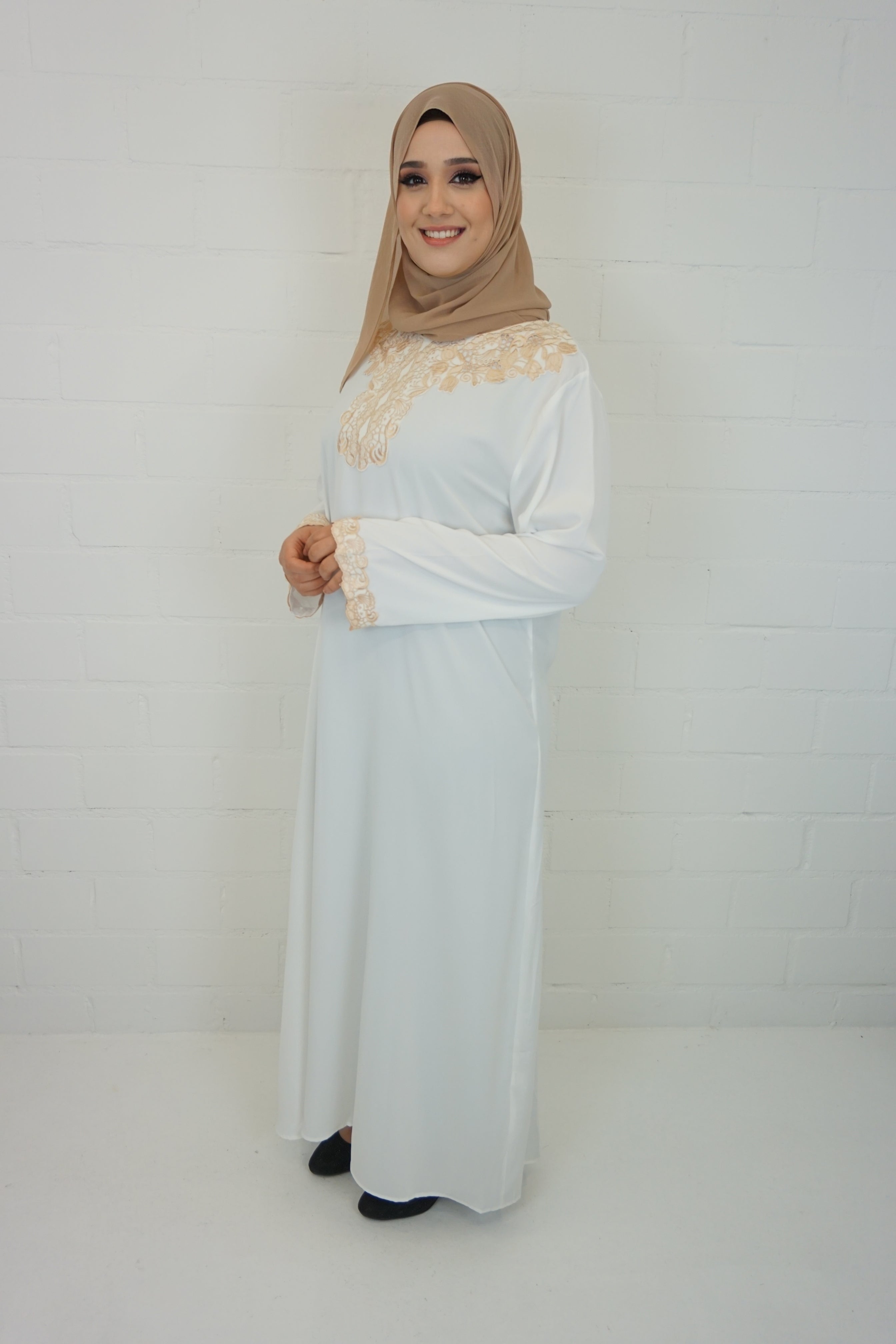 Abaya Edanur Weiss