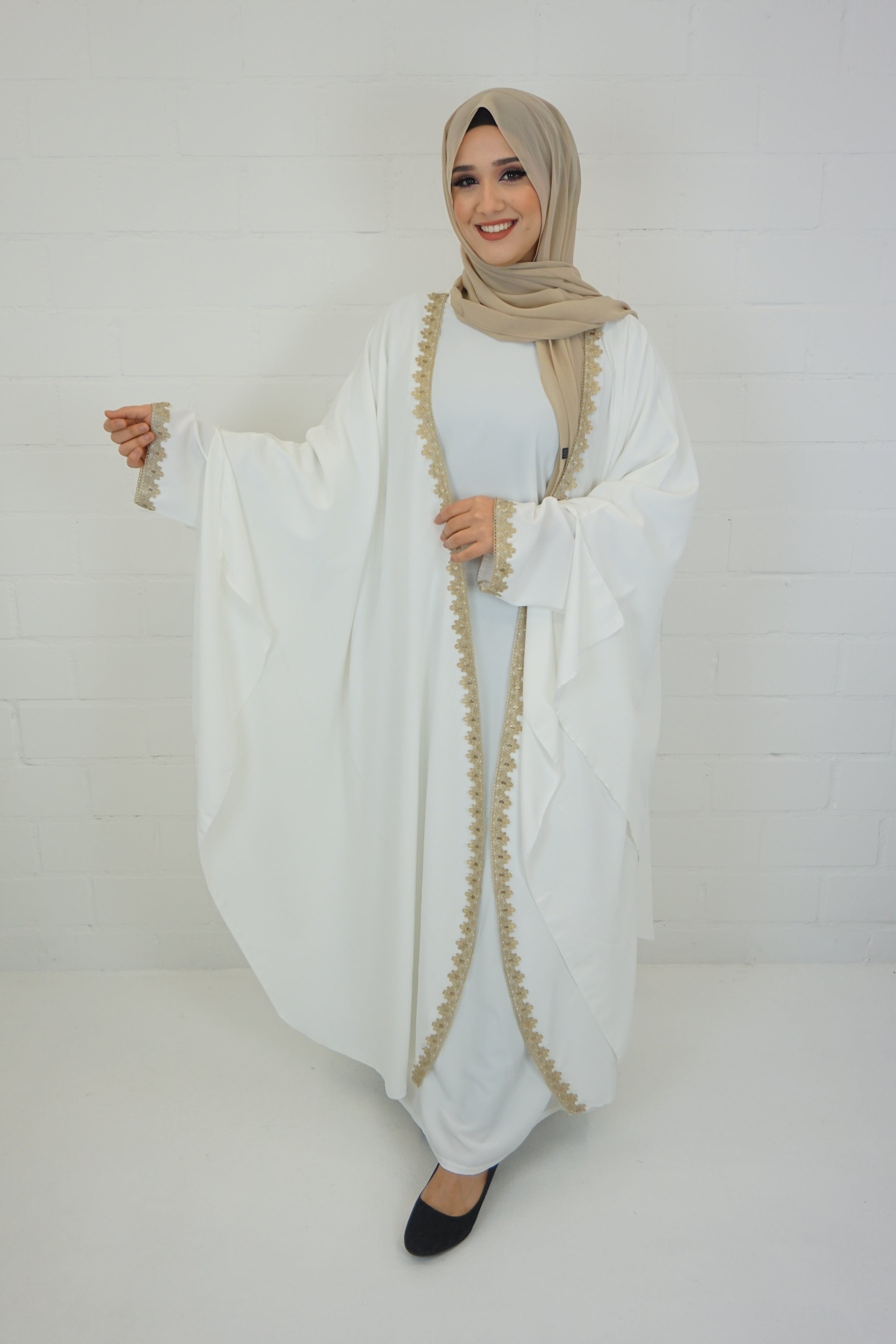 Abaya Roya Weiss