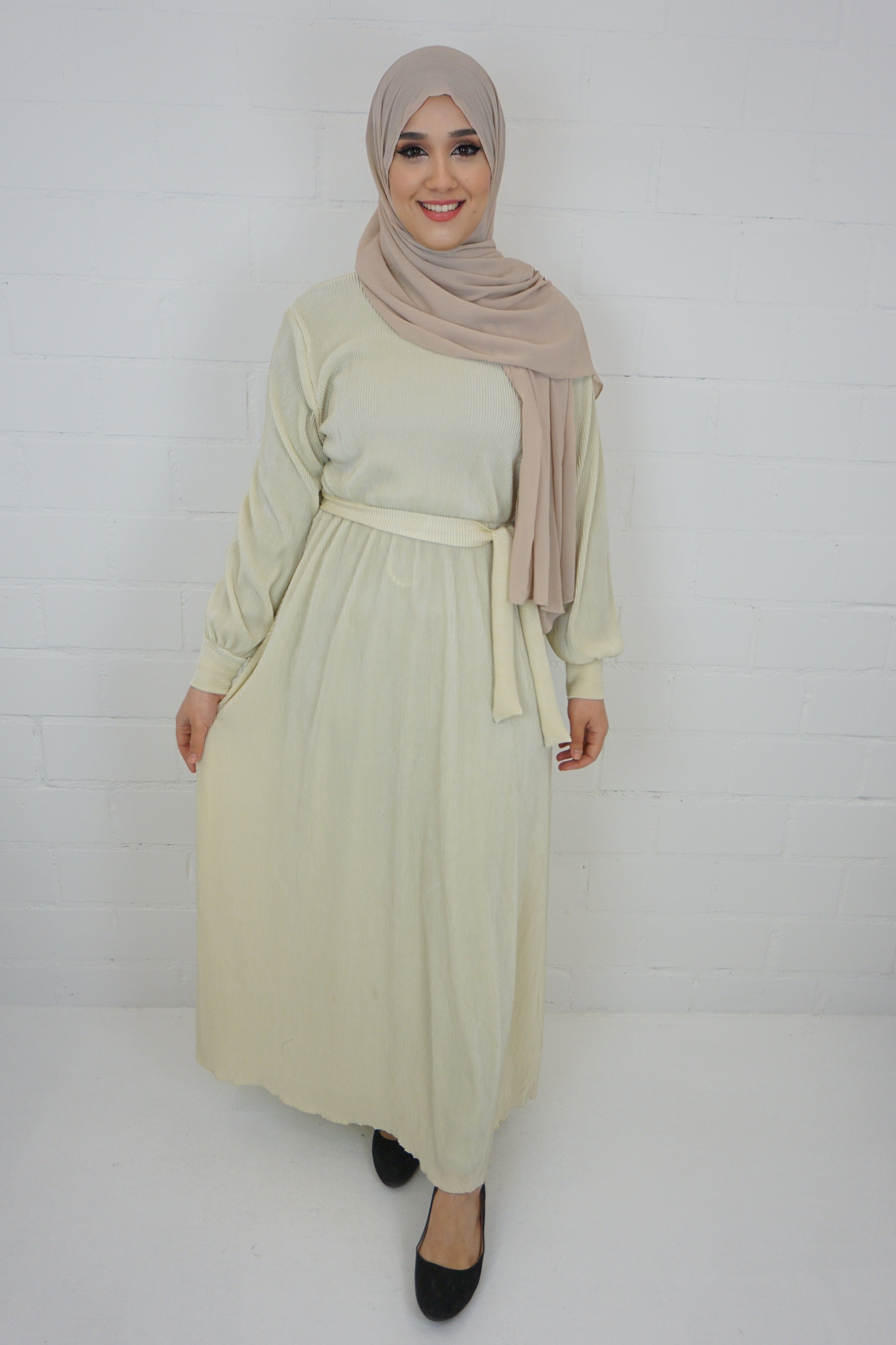 Kleid Sarah Beige