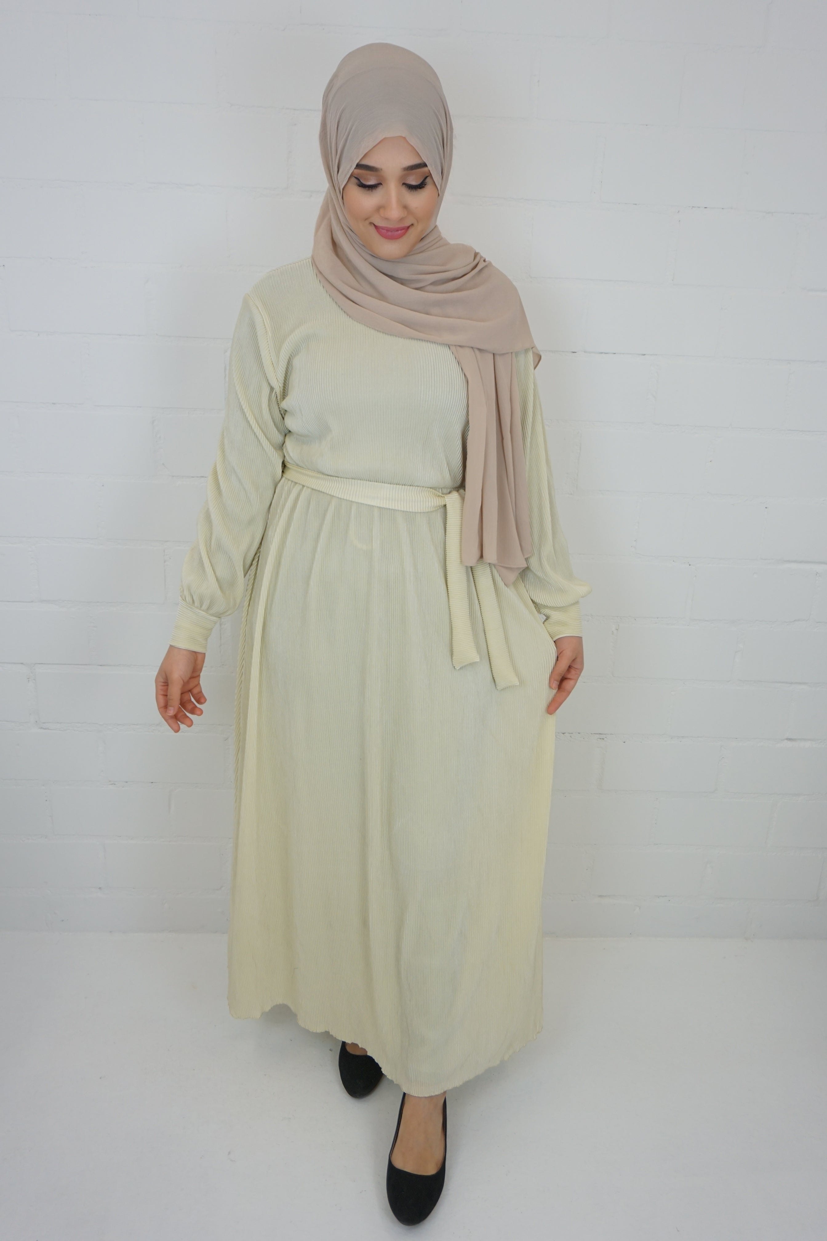 Kleid Sarah Beige