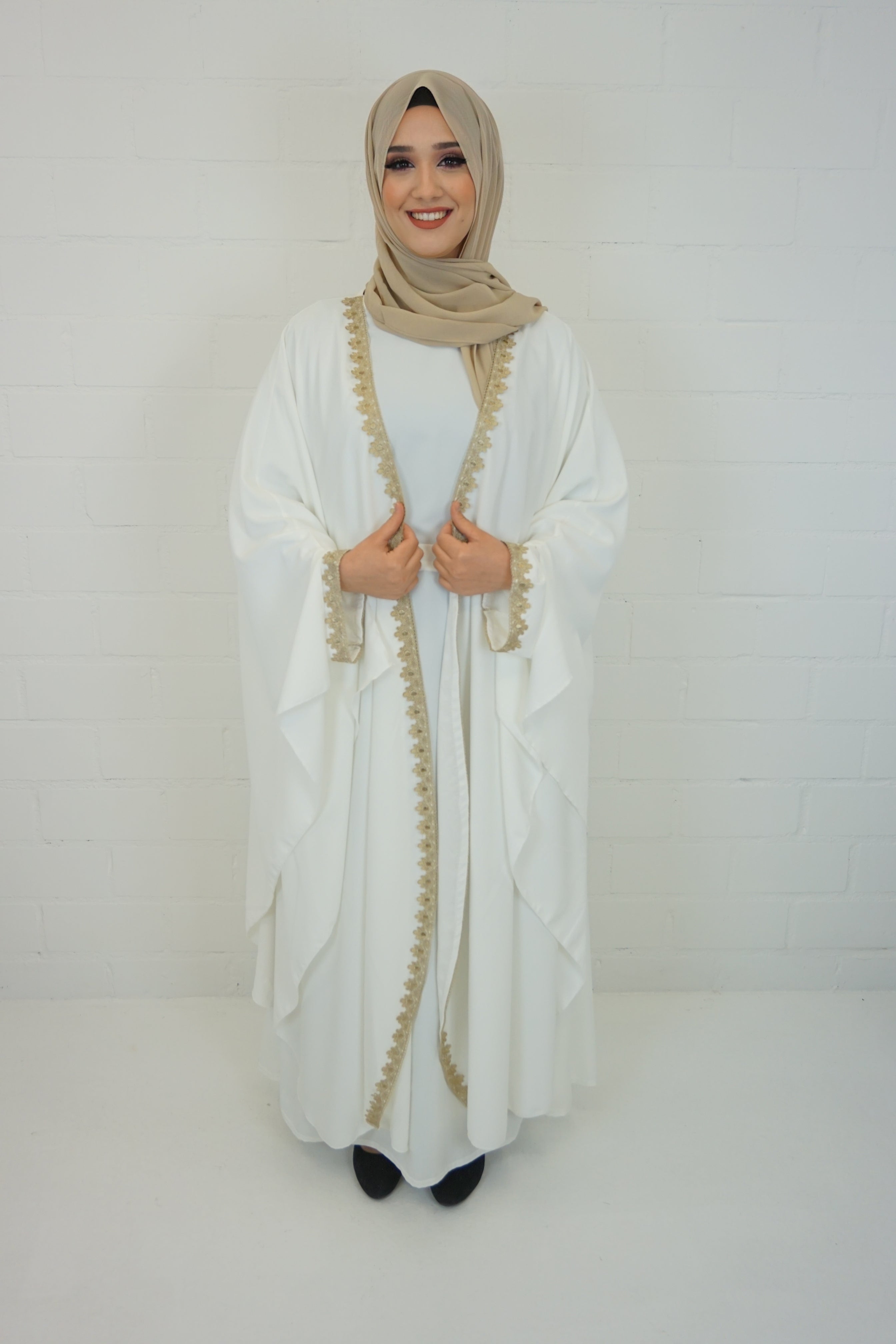 Abaya Roya Weiss