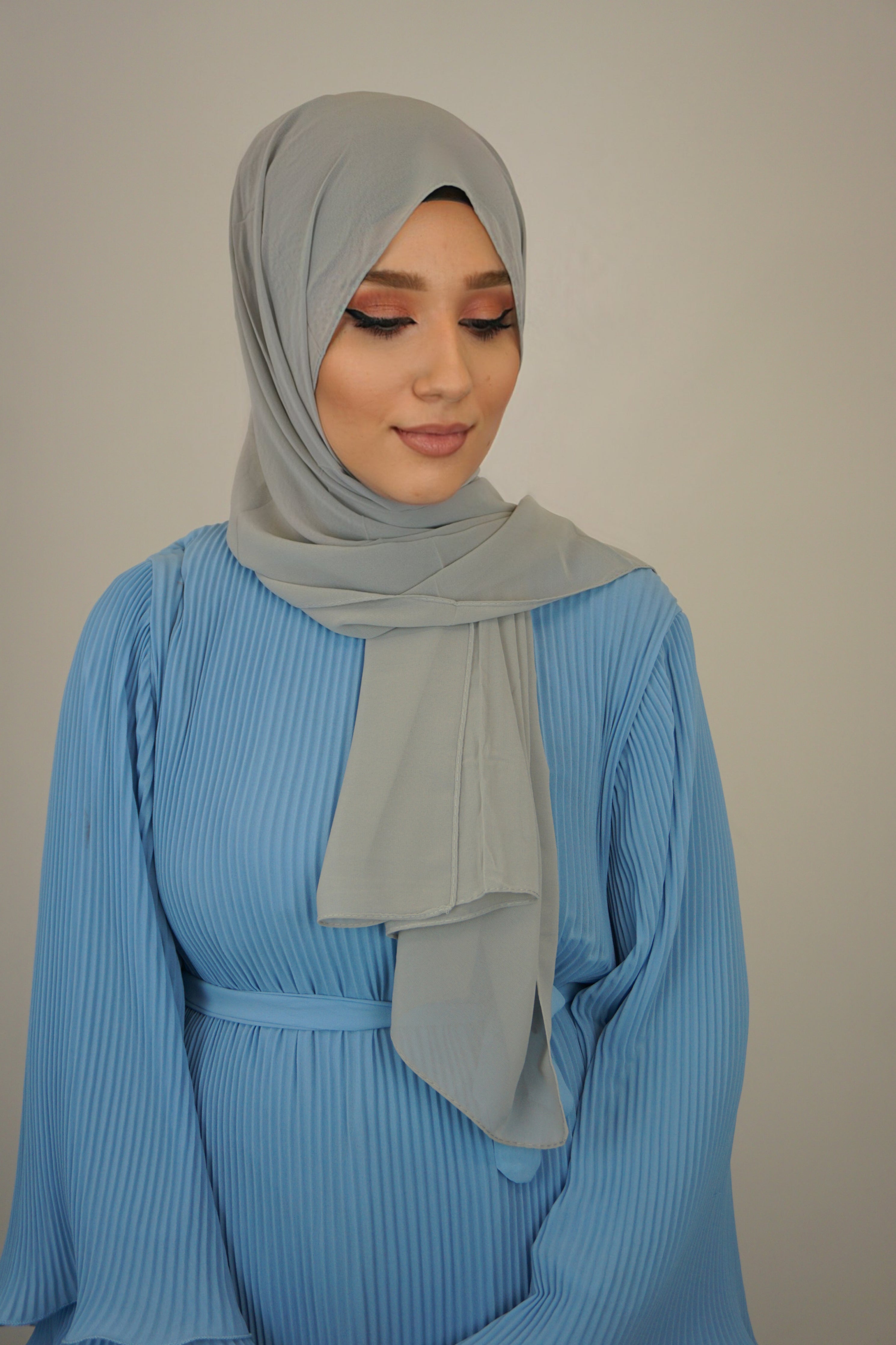 Chiffon Hijab Maira Hellgrau