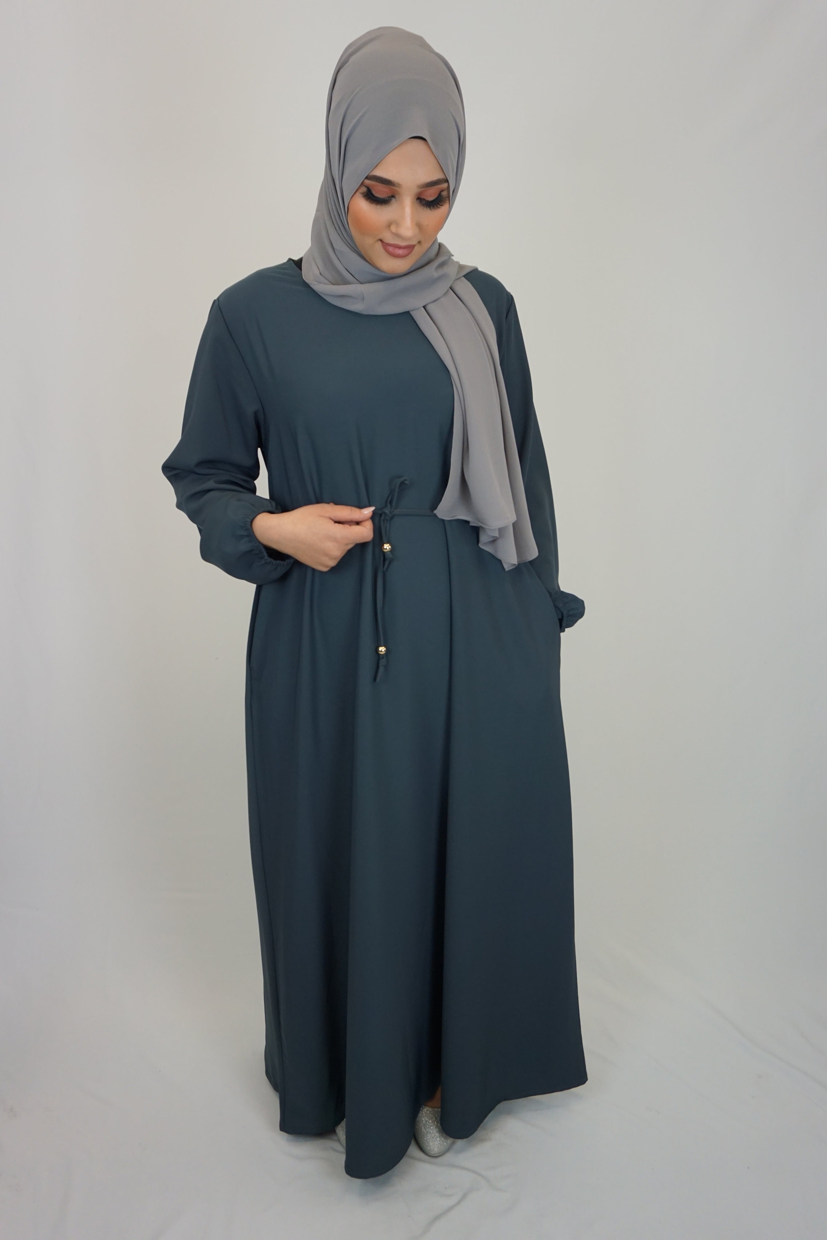 Basic Abaya Dunkelgrau