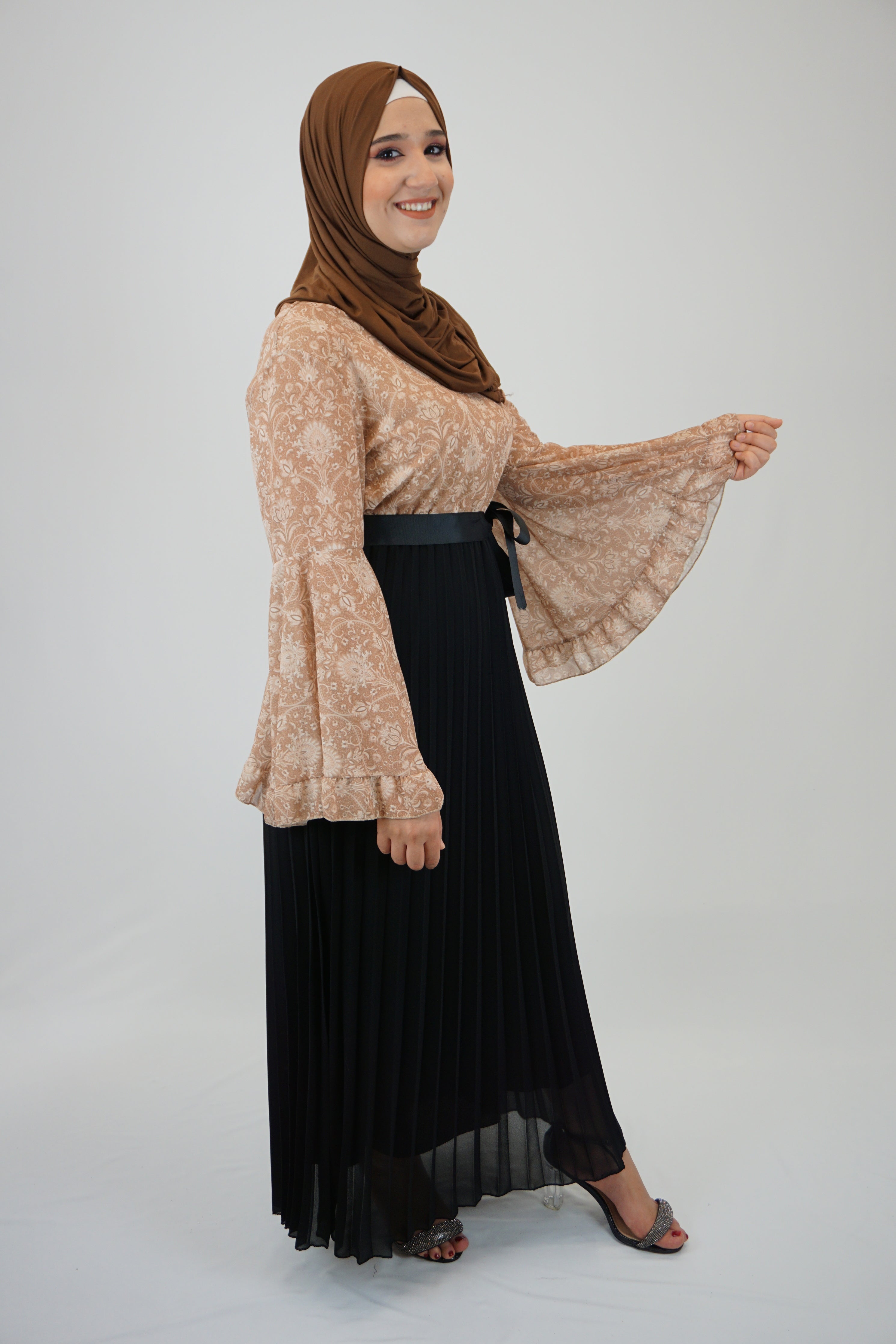 Kleid Nadira Beige