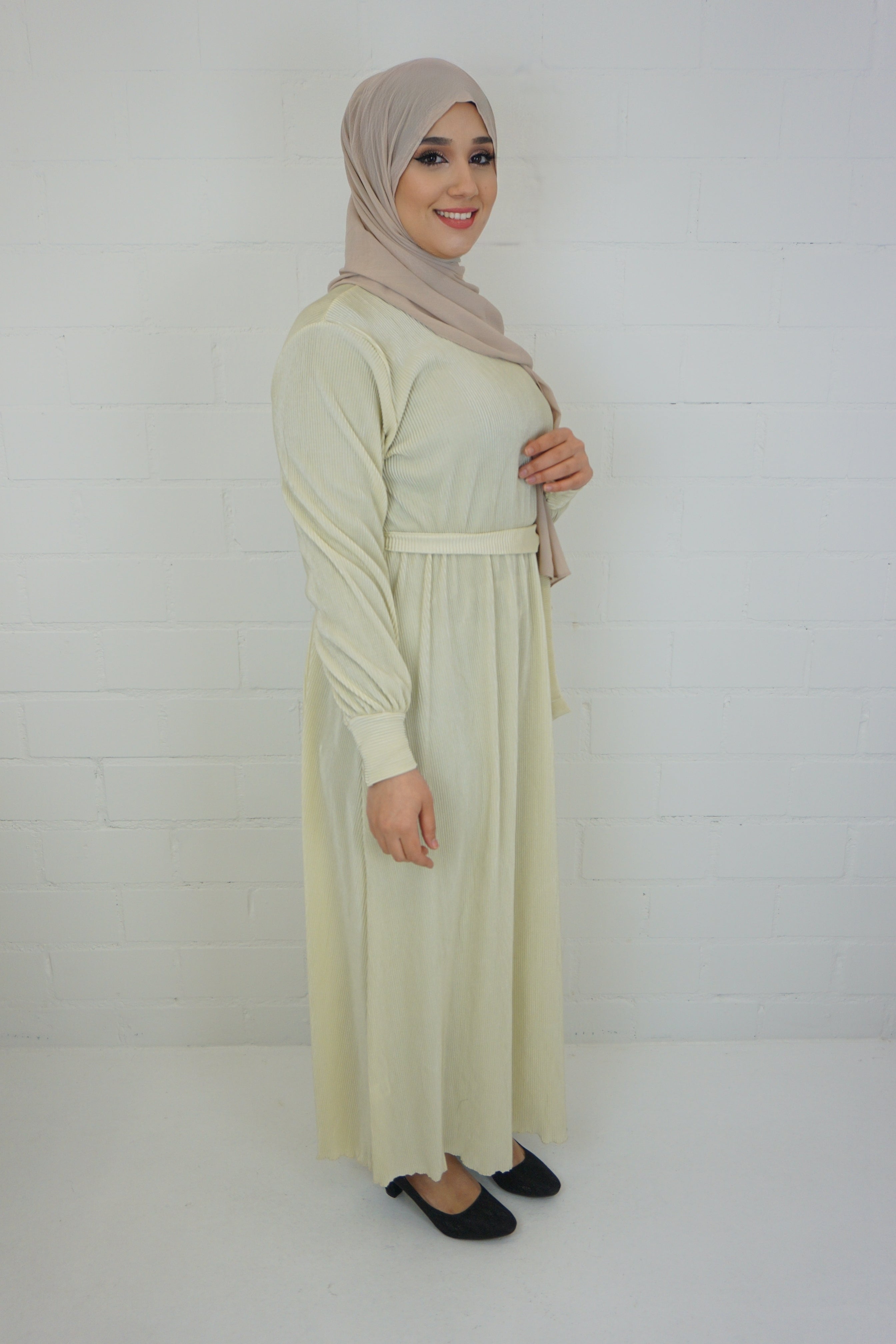 Kleid Sarah Beige