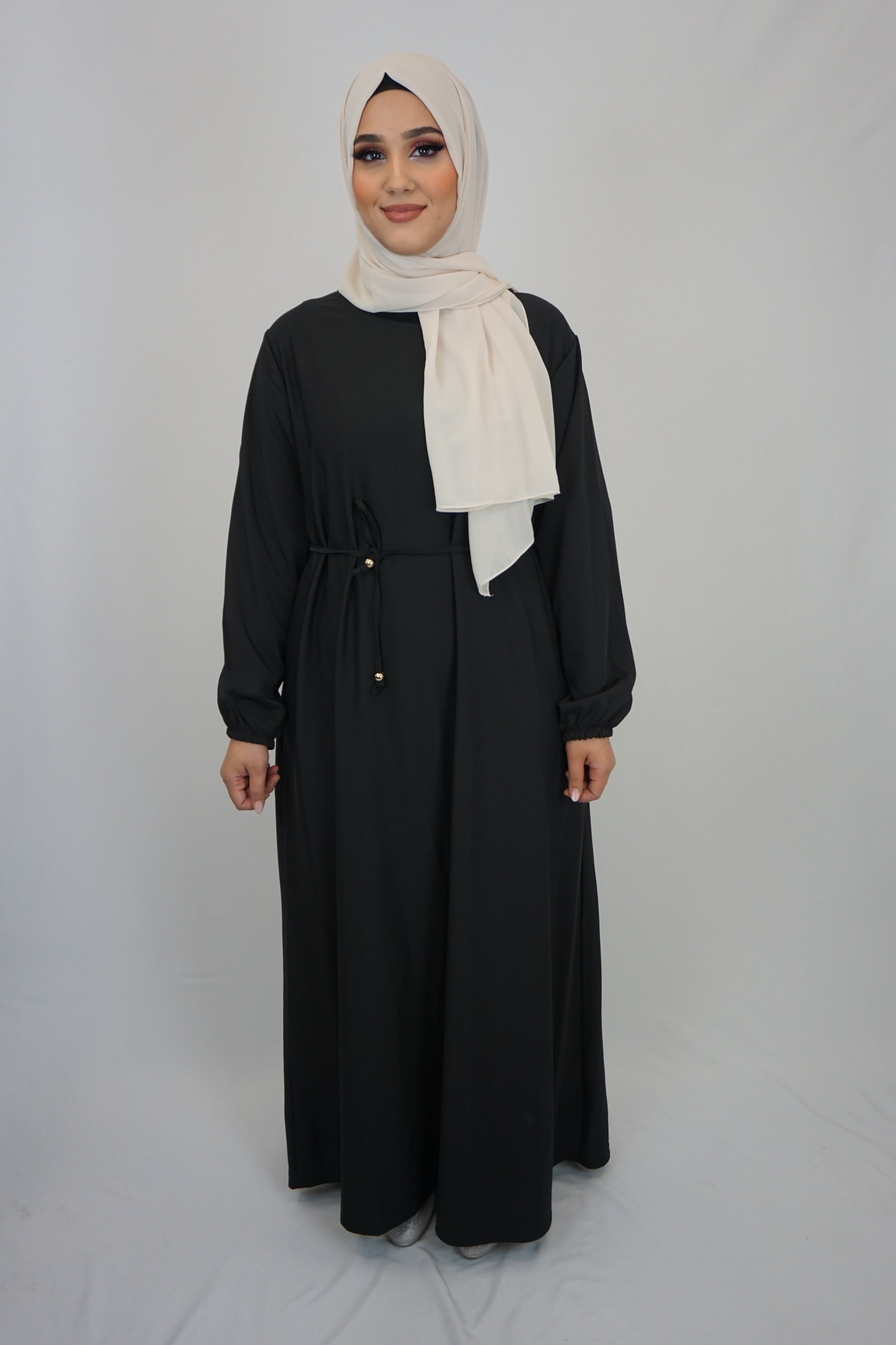 Basic Abaya Schwarz