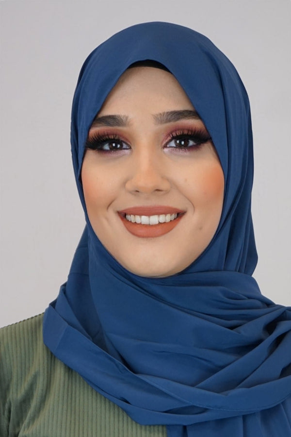Medina Hijab Blaubeere