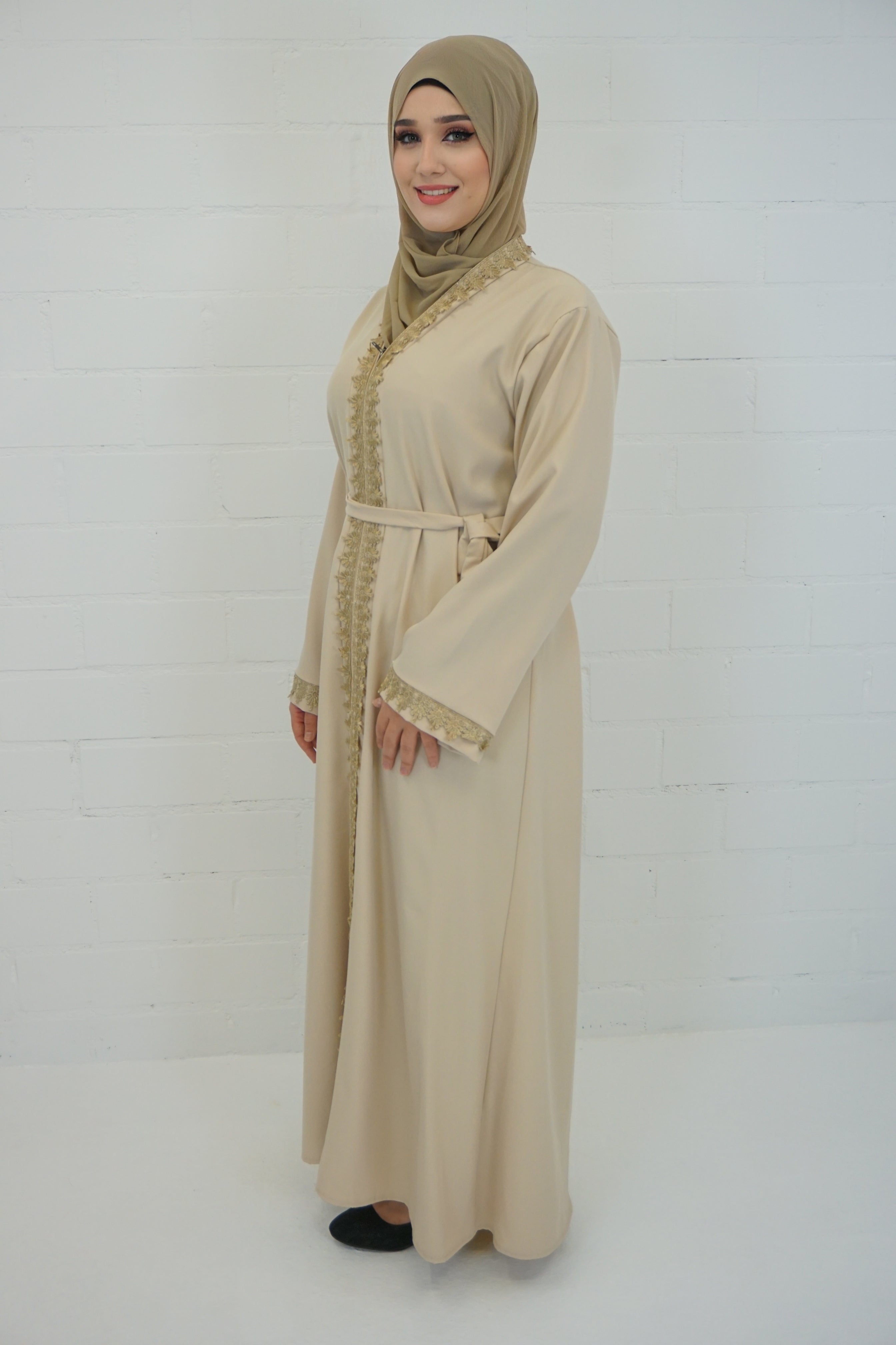 Abaya Faheema Beige