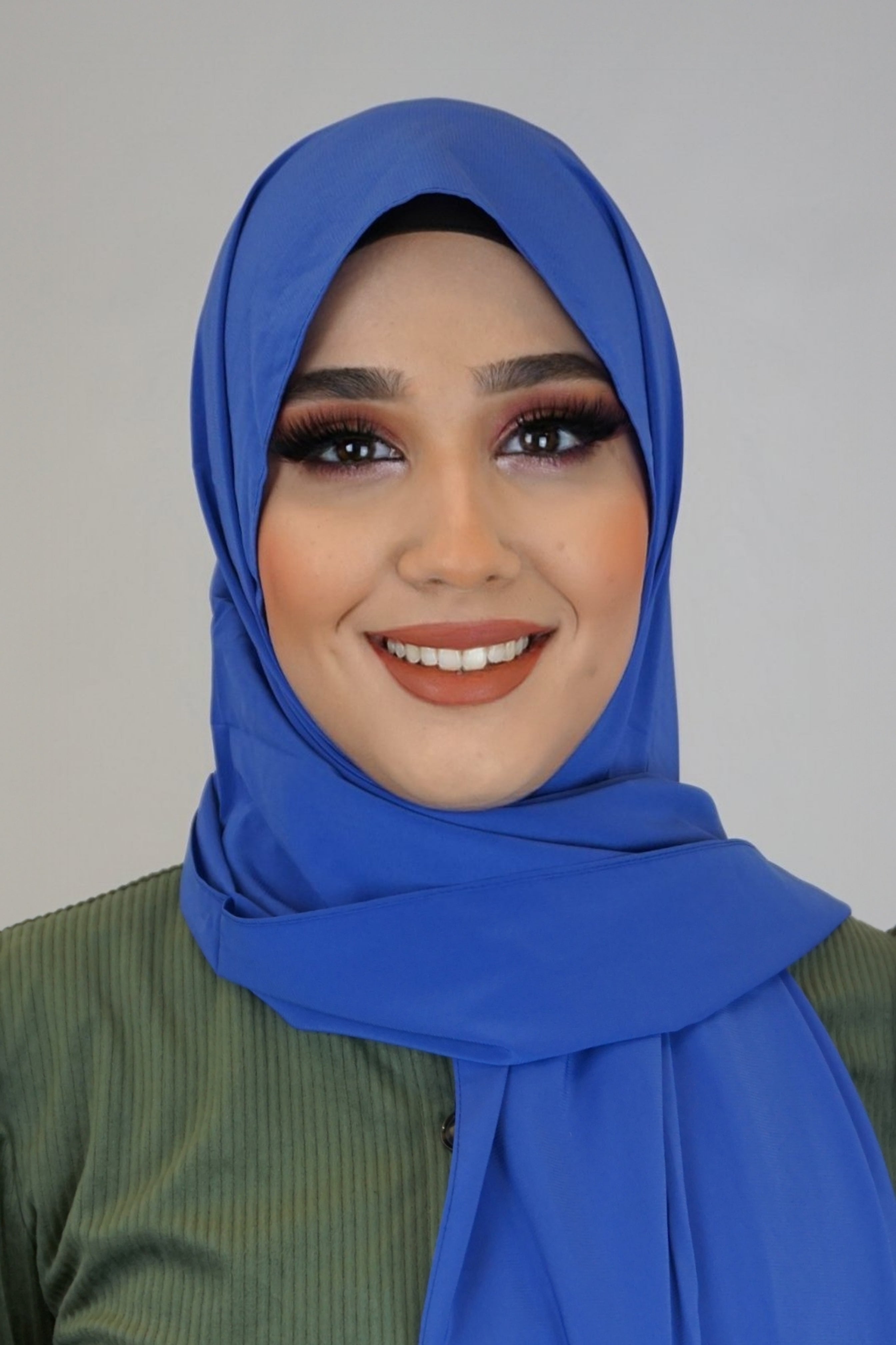 Medina Hijab Heidelbeere