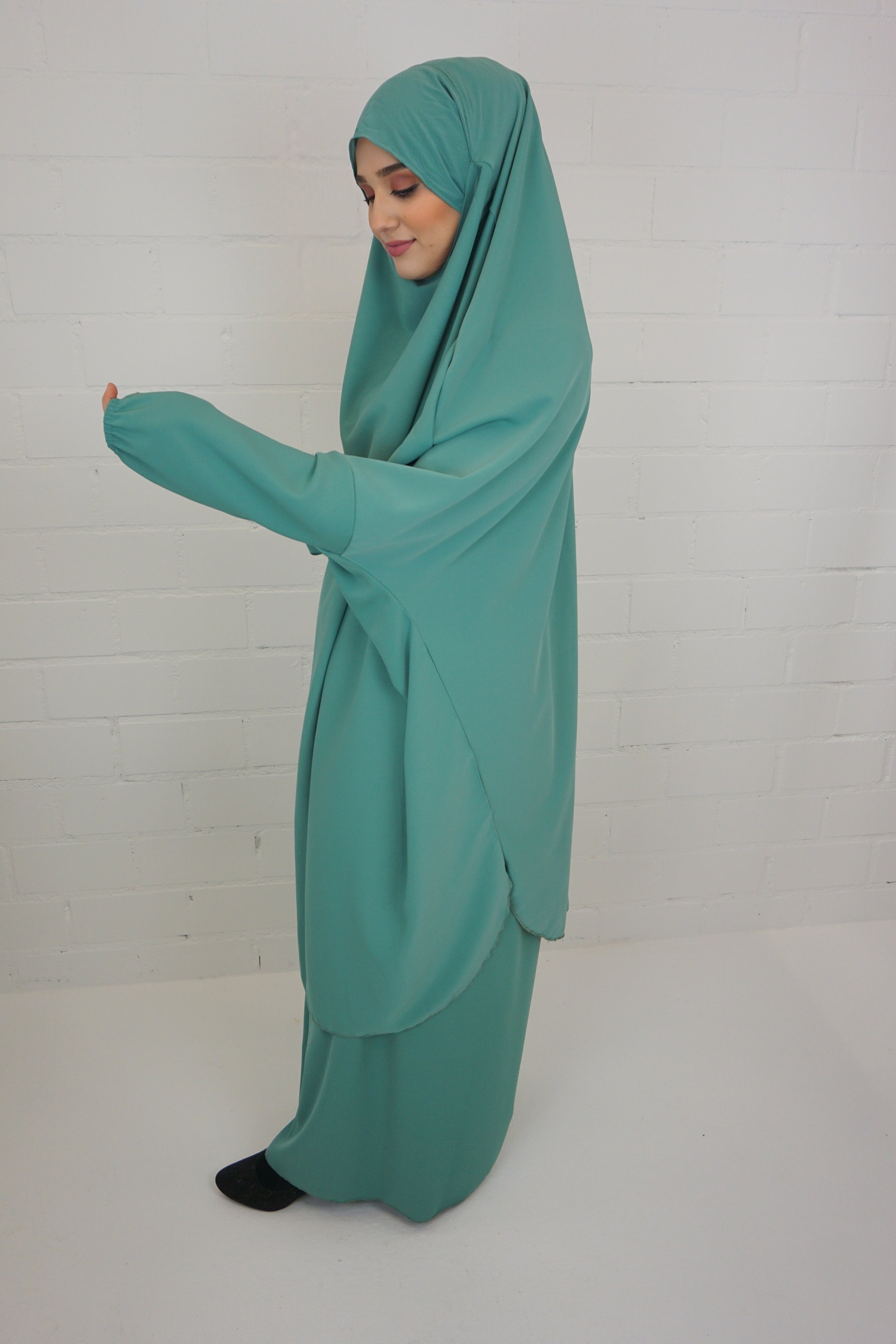 Jilbab Farheena Mintgrün