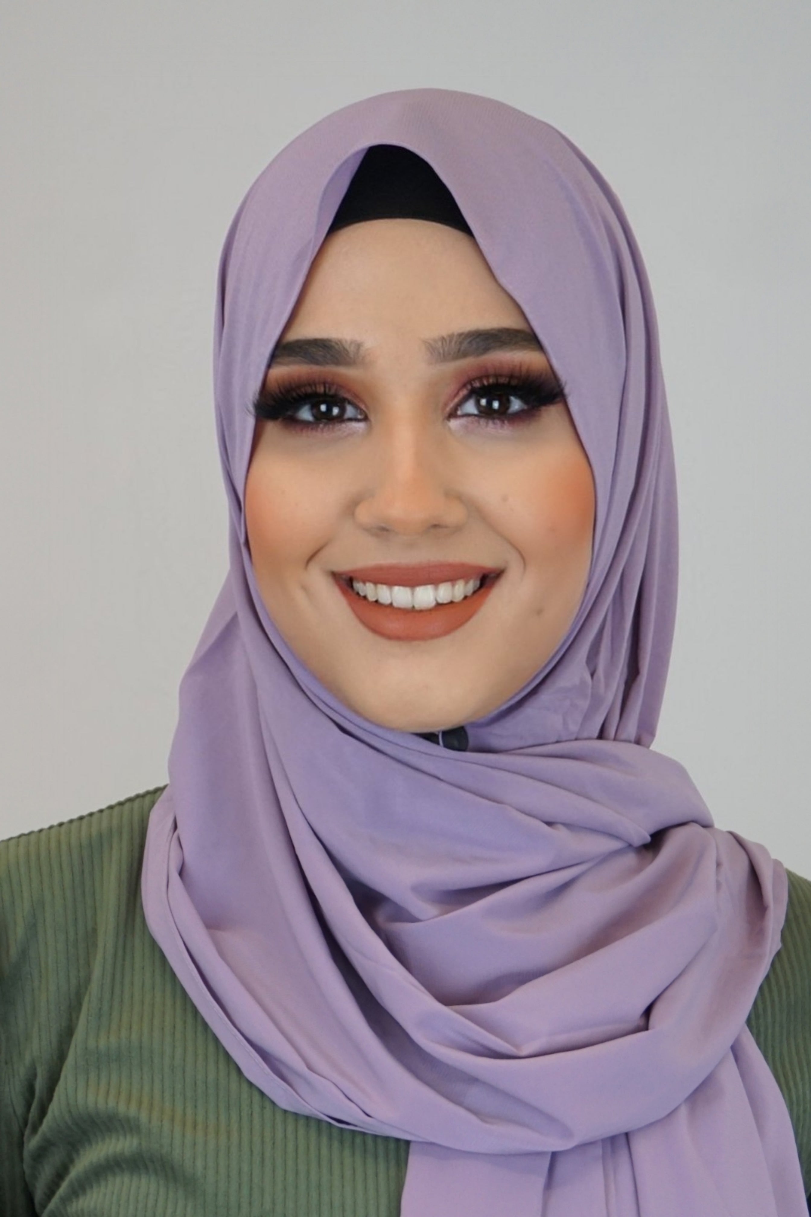 Medina Hijab Flieder
