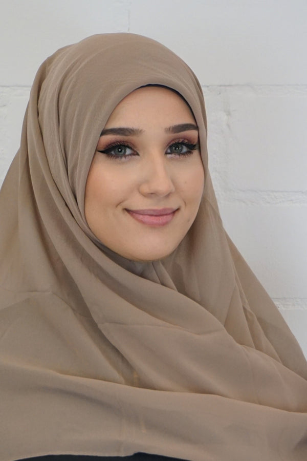Chiffon Quadrat Hijab Schlammbraun